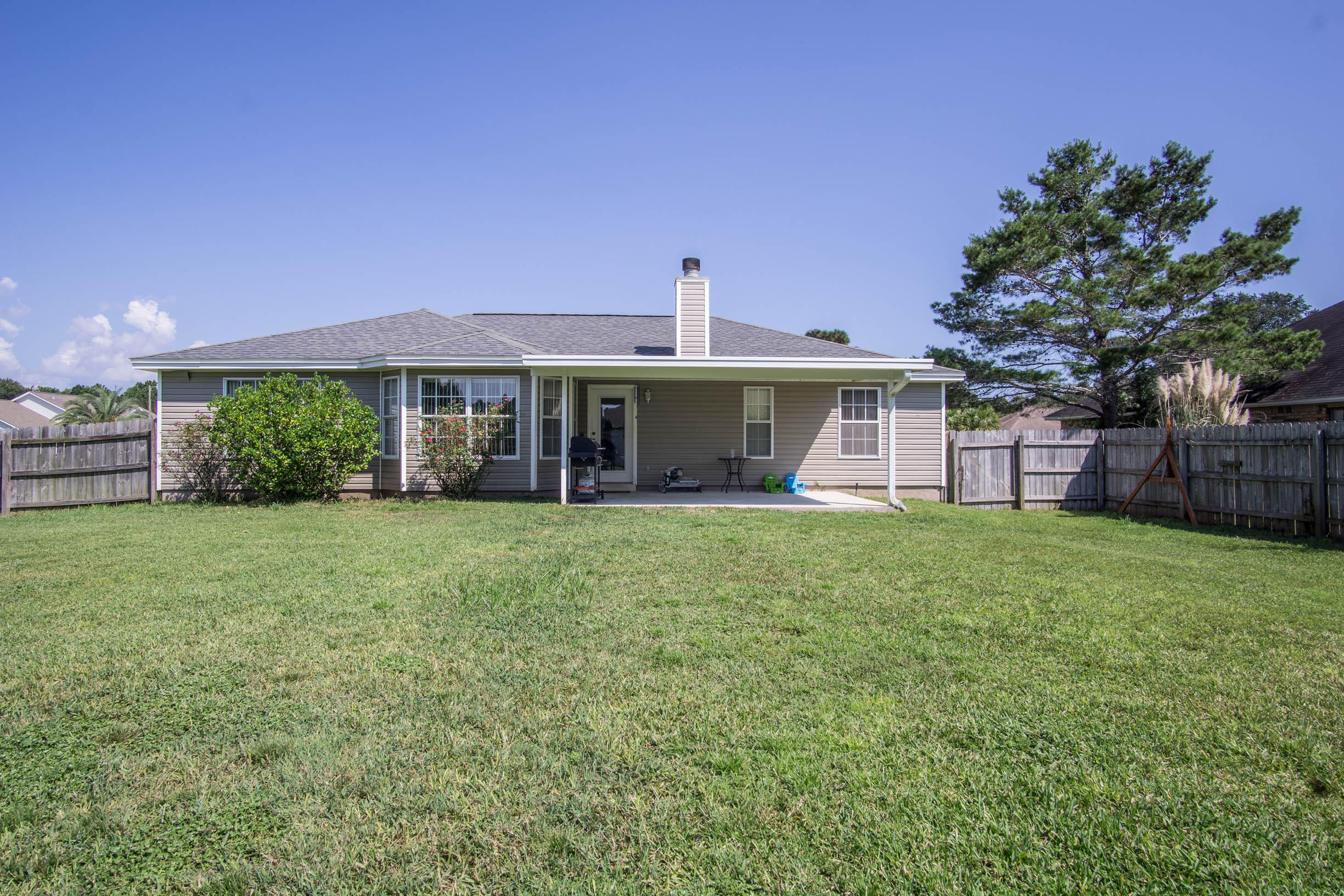 HOLLEY BY THE SEA - Residential