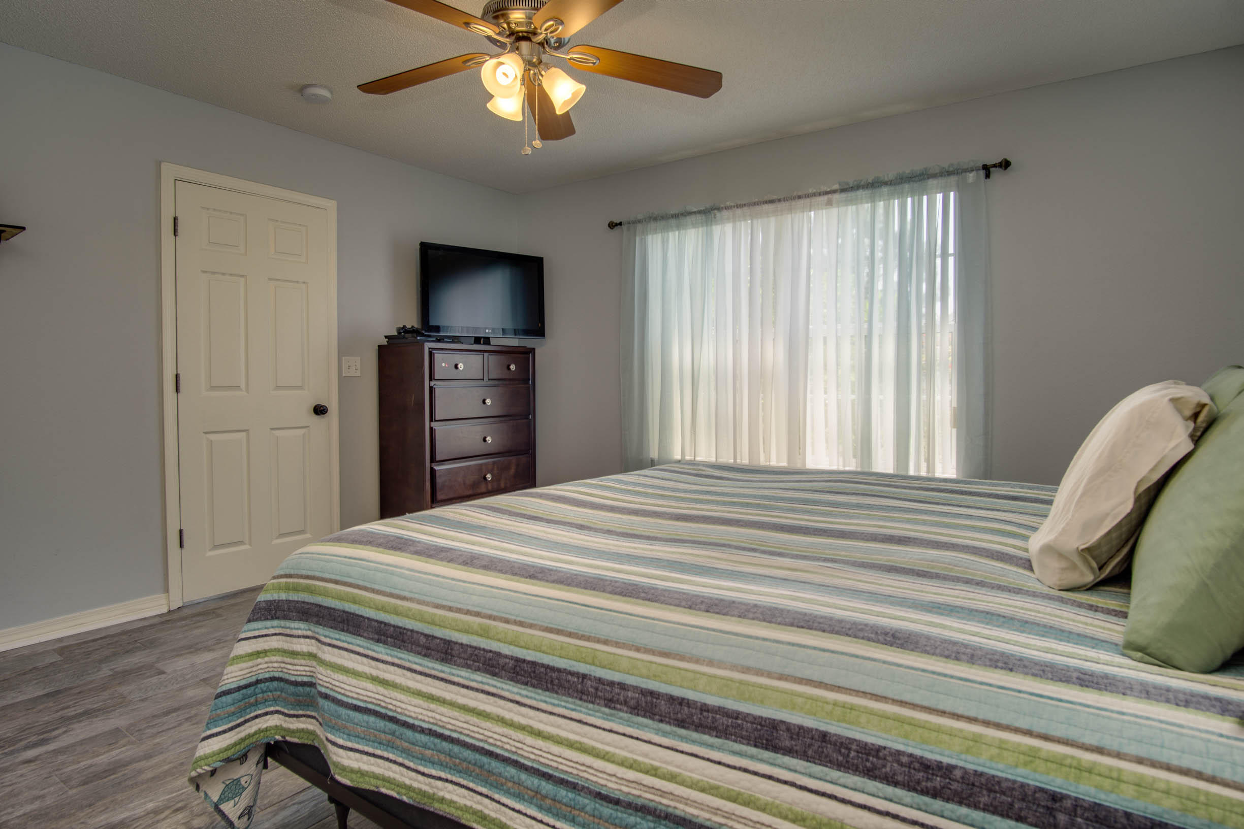 HOLLEY BY THE SEA - Residential