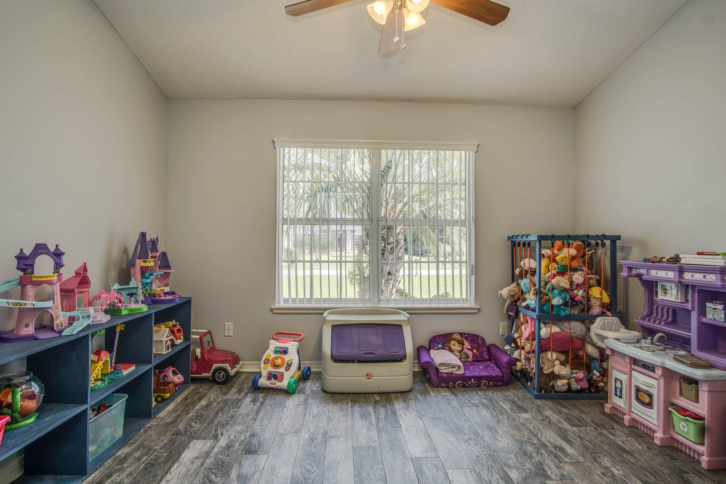 HOLLEY BY THE SEA - Residential