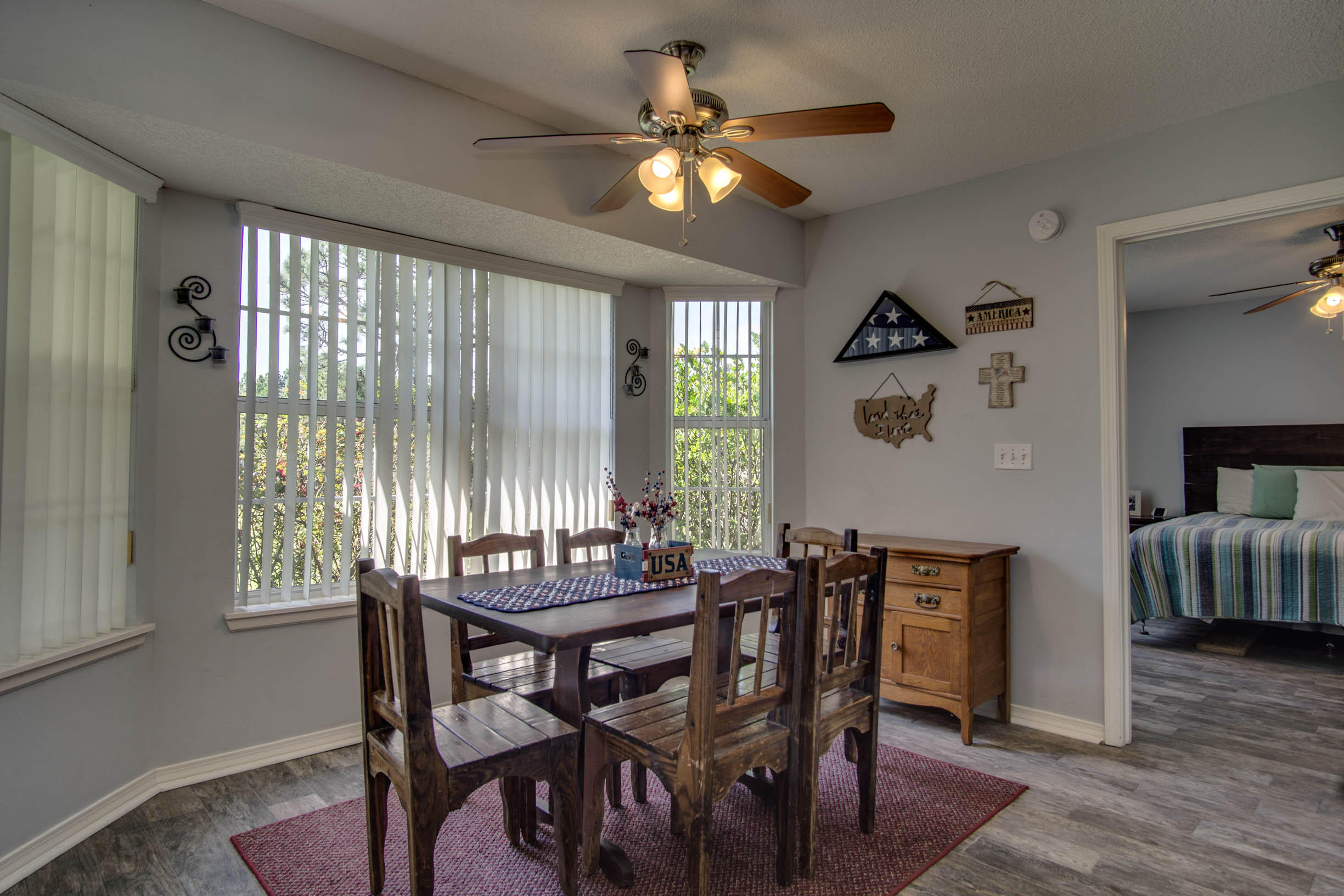 HOLLEY BY THE SEA - Residential