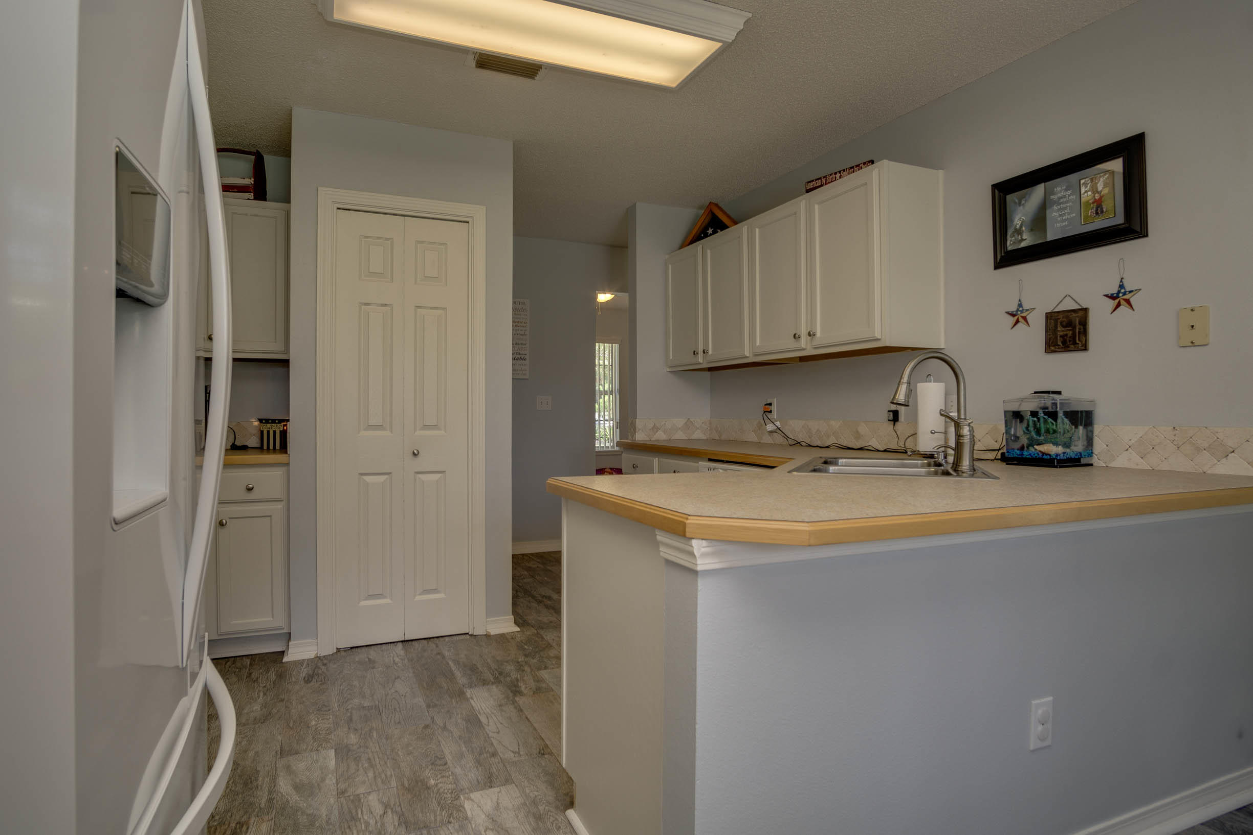 HOLLEY BY THE SEA - Residential