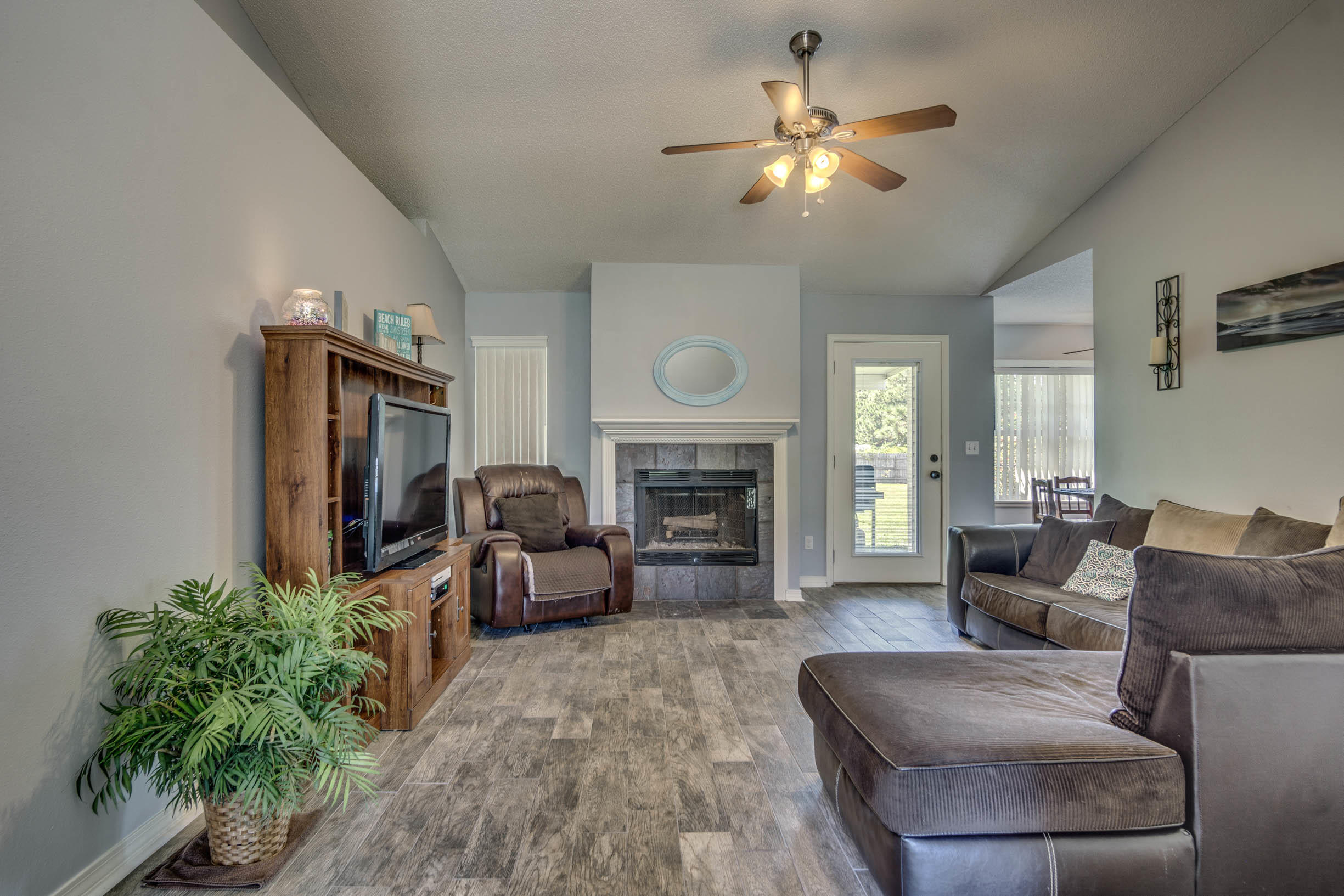 HOLLEY BY THE SEA - Residential