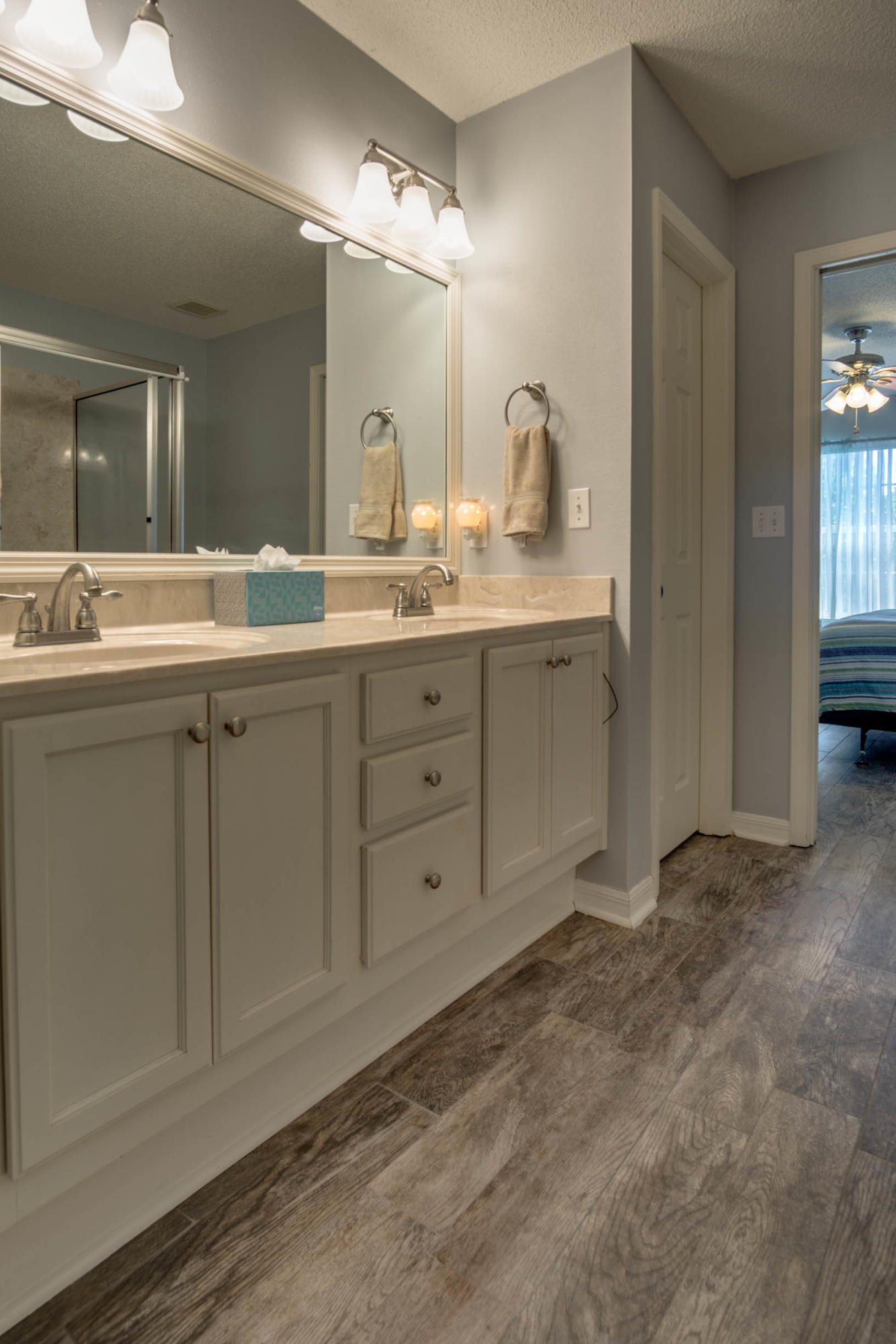 HOLLEY BY THE SEA - Residential