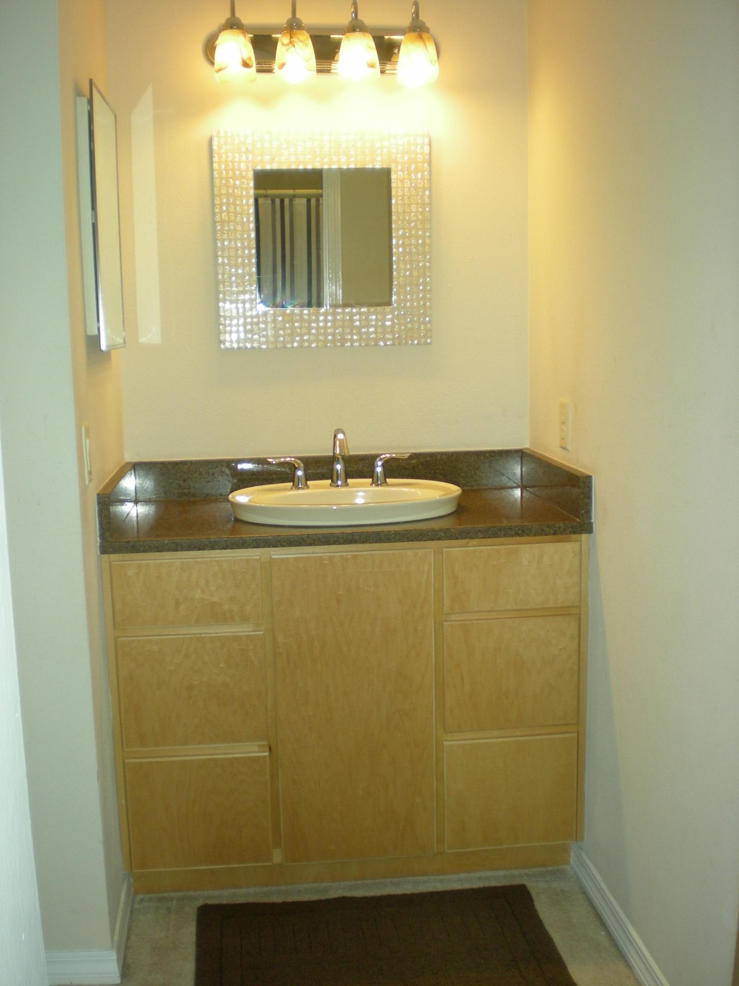 HOLLEY BY THE SEA - Residential