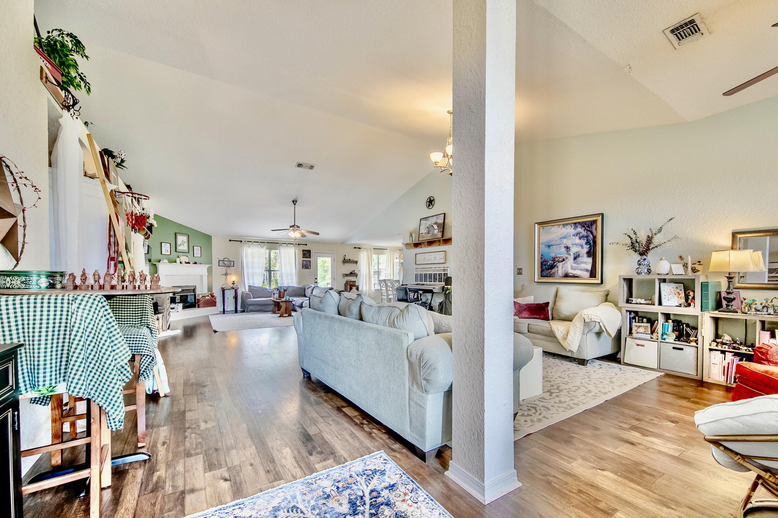 DRIFTWOOD ESTATES - Residential