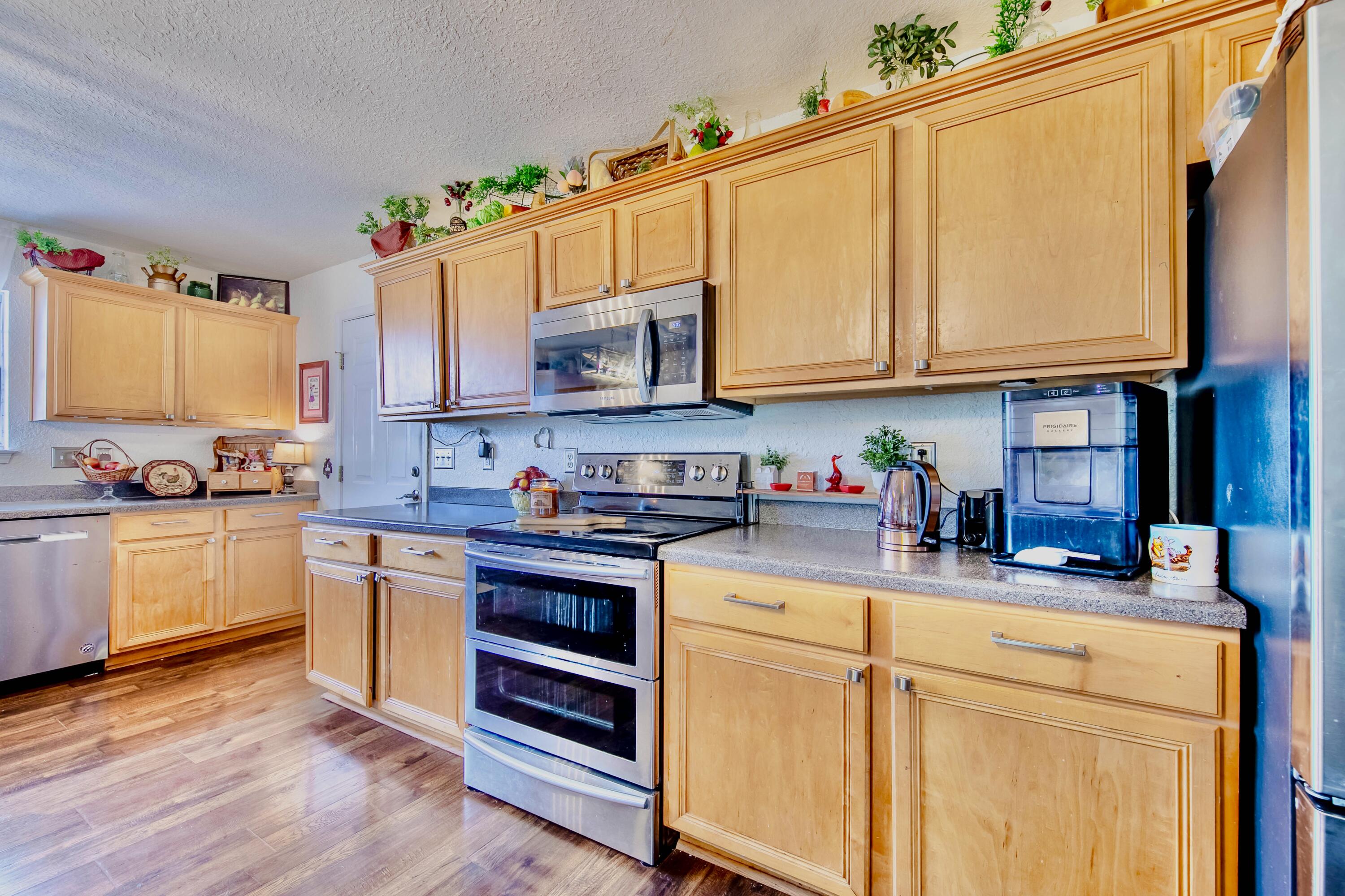 DRIFTWOOD ESTATES - Residential