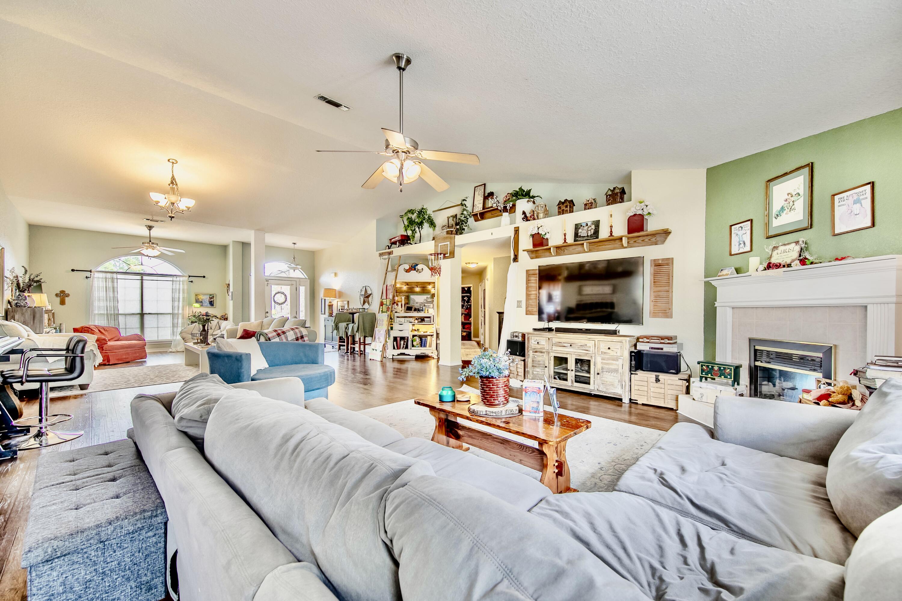 DRIFTWOOD ESTATES - Residential