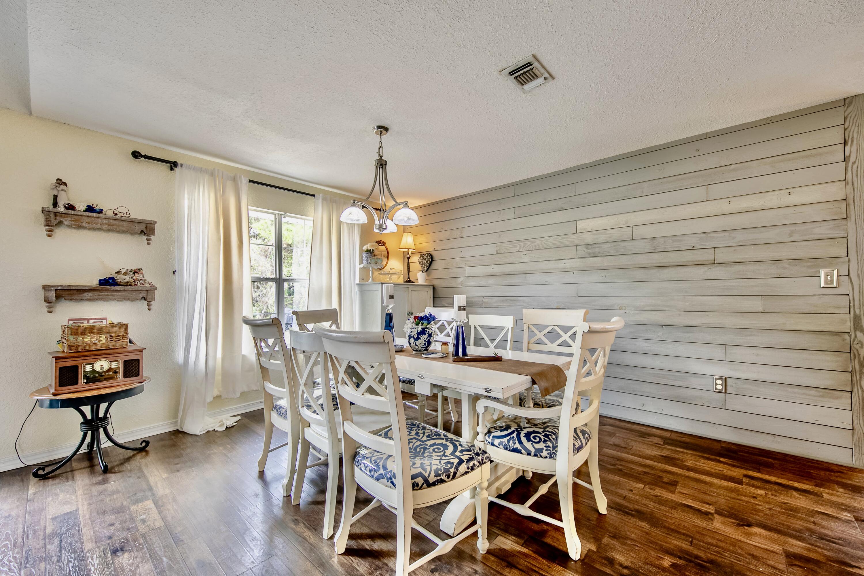 DRIFTWOOD ESTATES - Residential