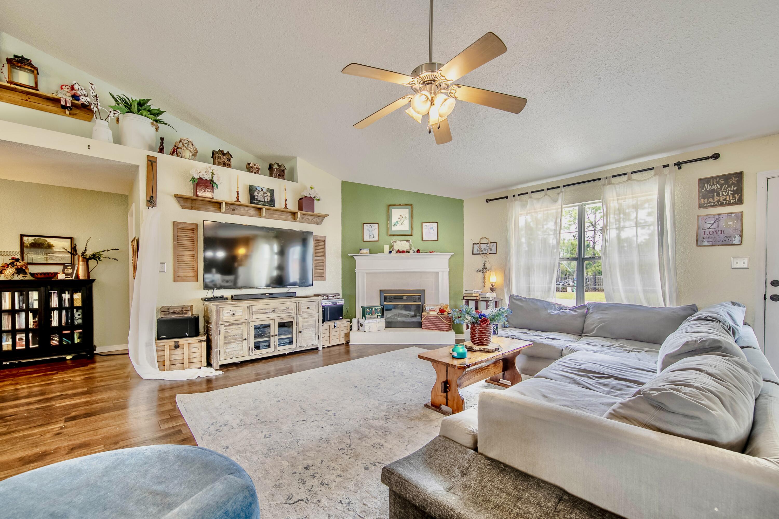 DRIFTWOOD ESTATES - Residential