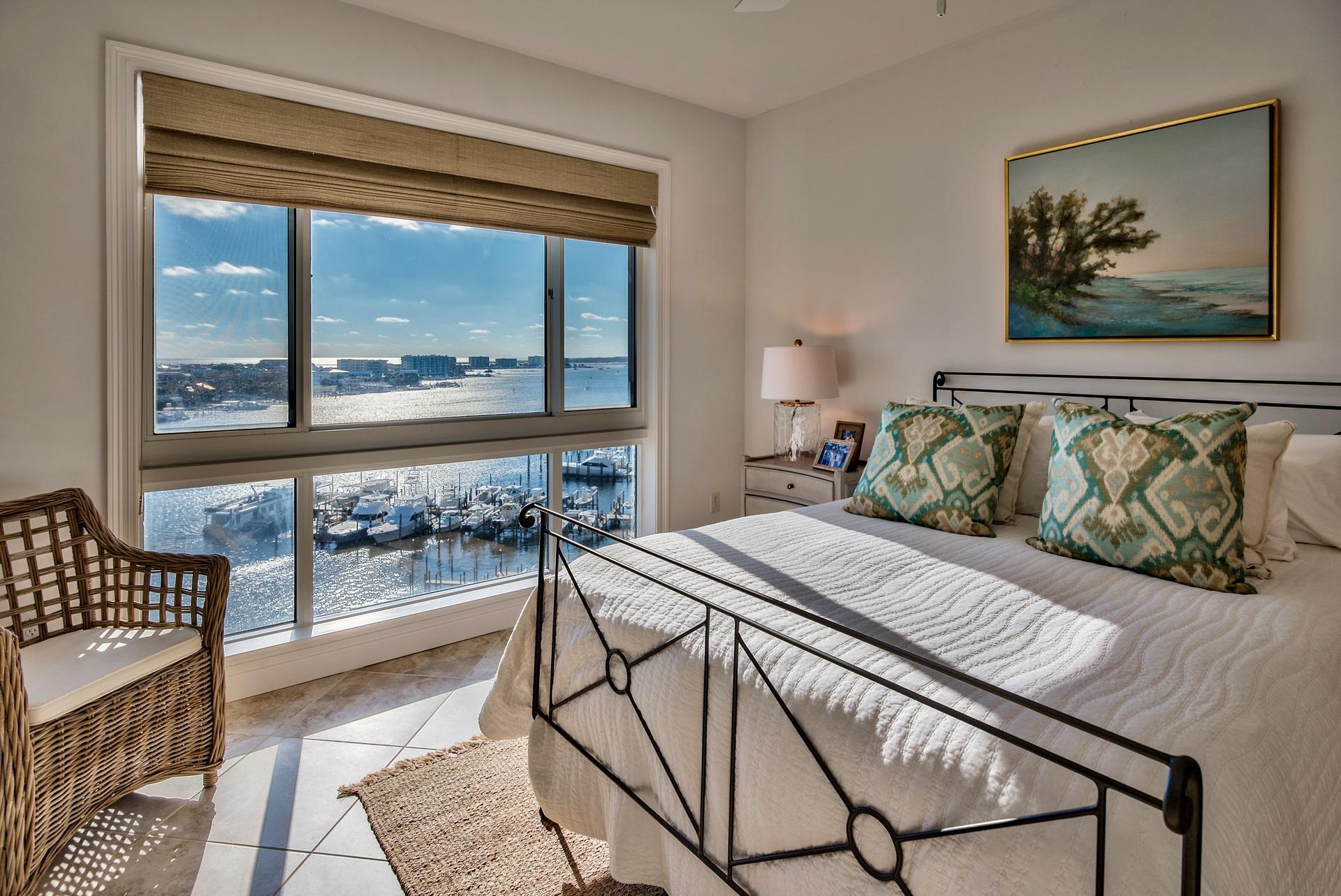 GRAND HARBOR - Residential