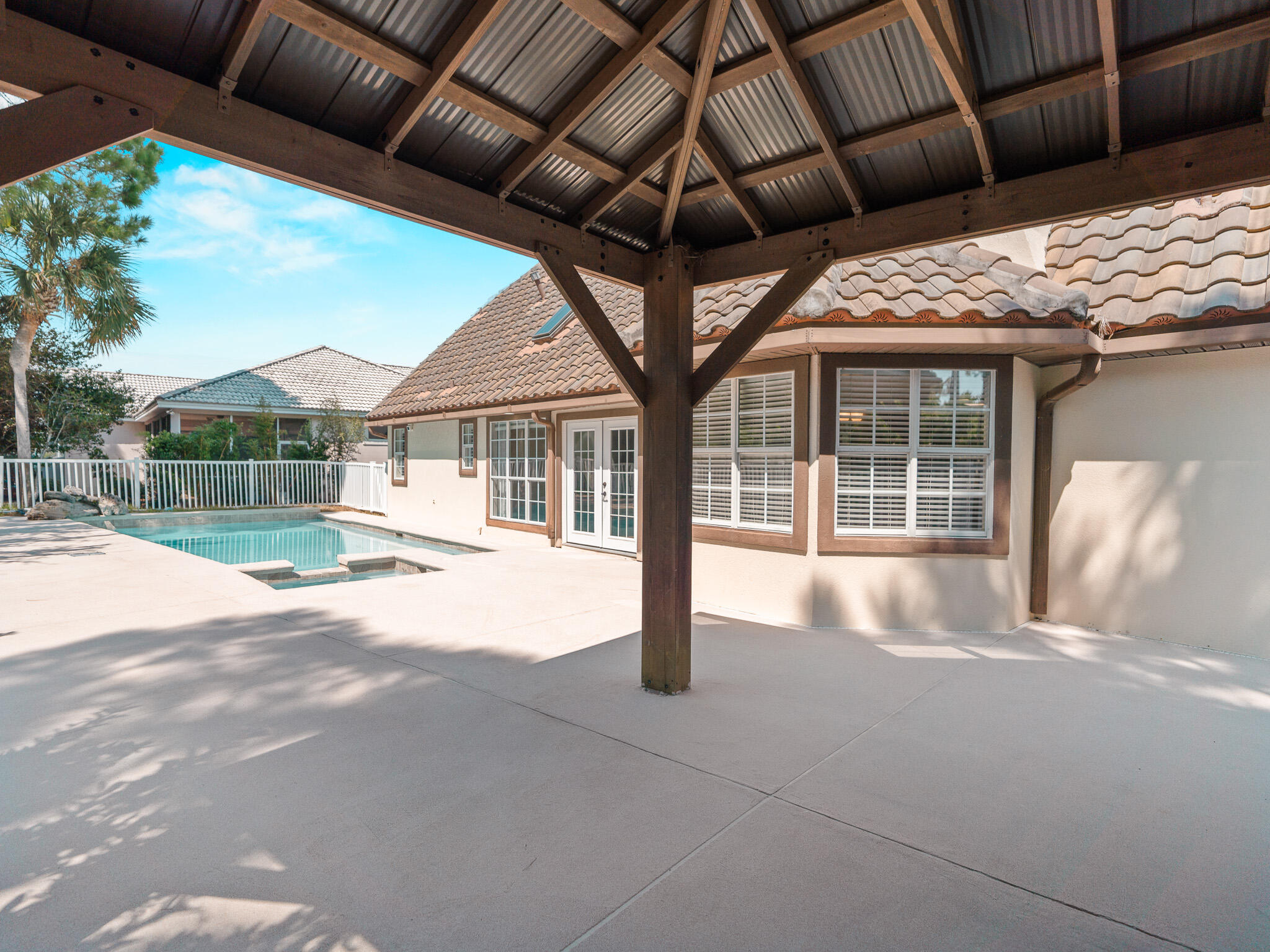 EMERALD BAY PH 1-B - Residential