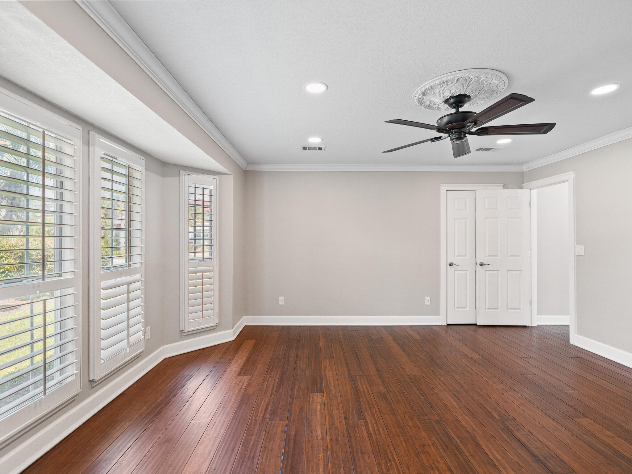 EMERALD BAY PH 1-B - Residential