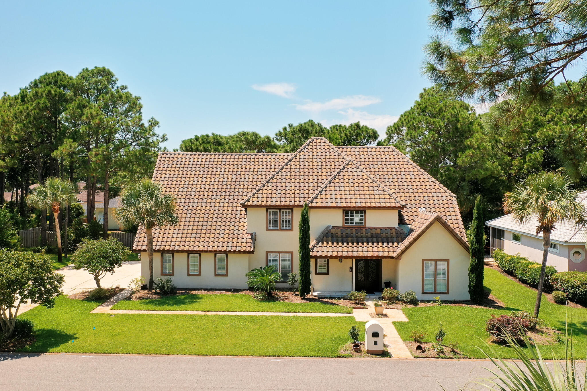 EMERALD BAY PH 1-B - Residential