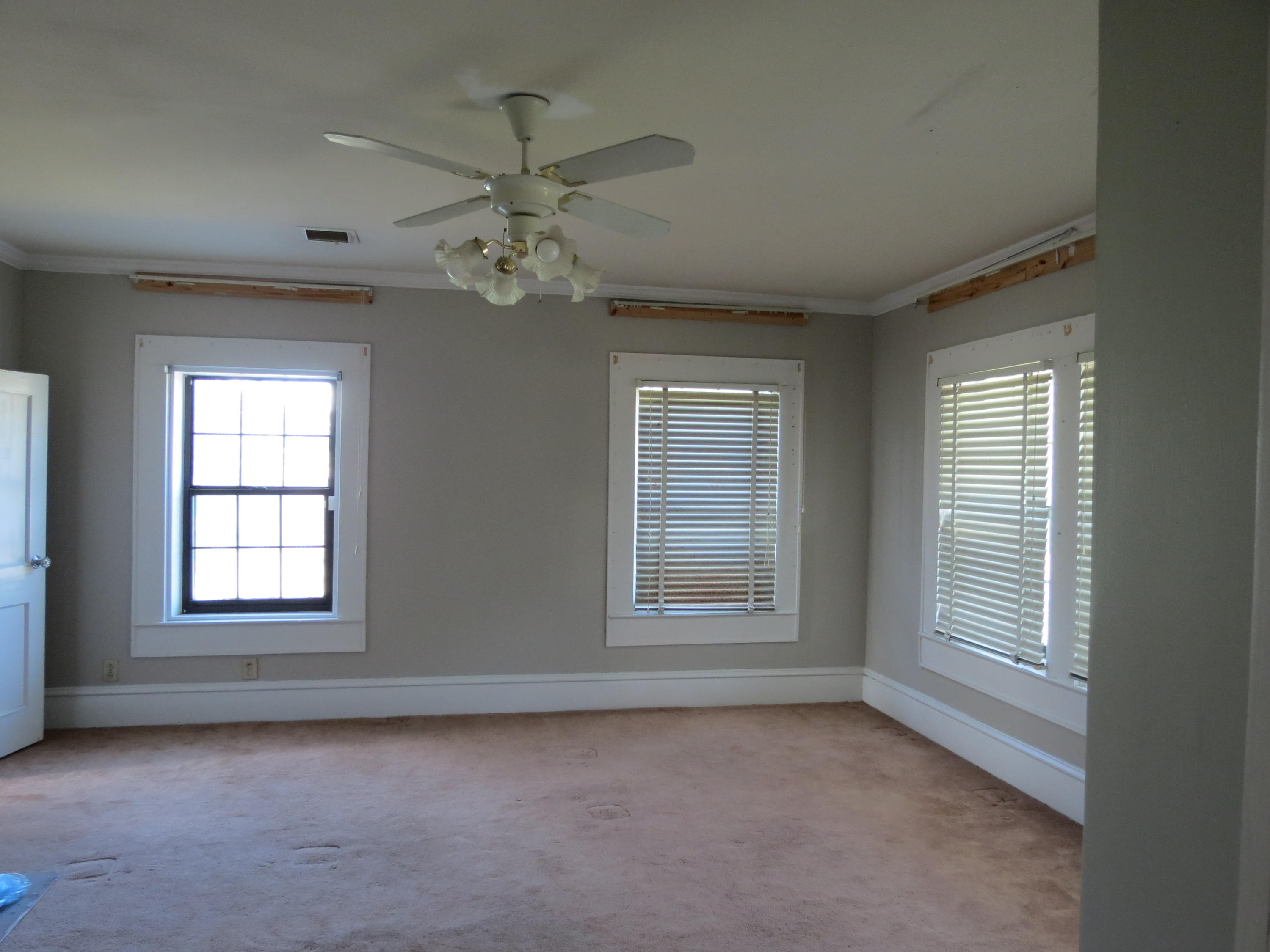 CRESTVIEW - Residential