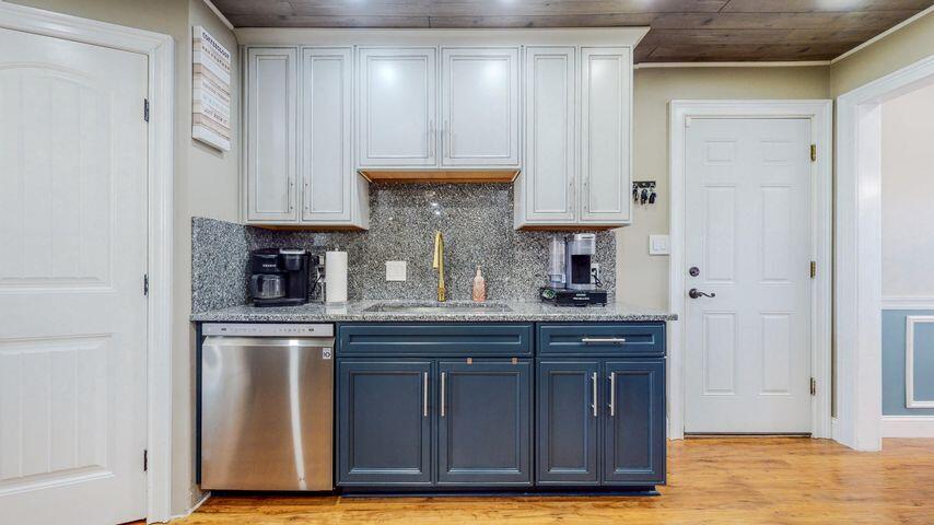 CHATEAU PRES DE LA MER - Residential