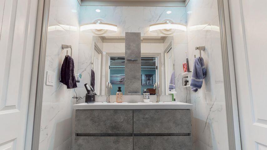 CHATEAU PRES DE LA MER - Residential