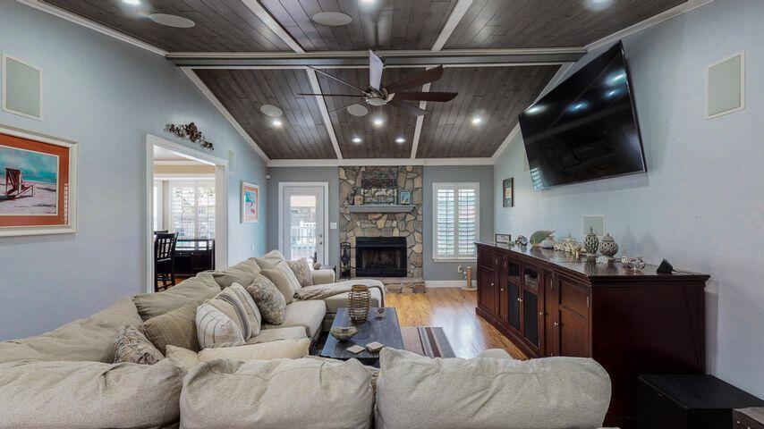 CHATEAU PRES DE LA MER - Residential