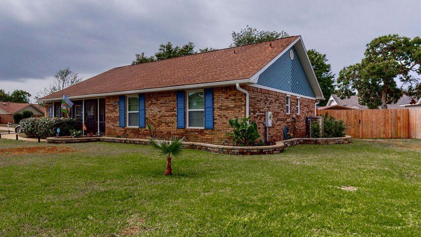 CHATEAU PRES DE LA MER - Residential