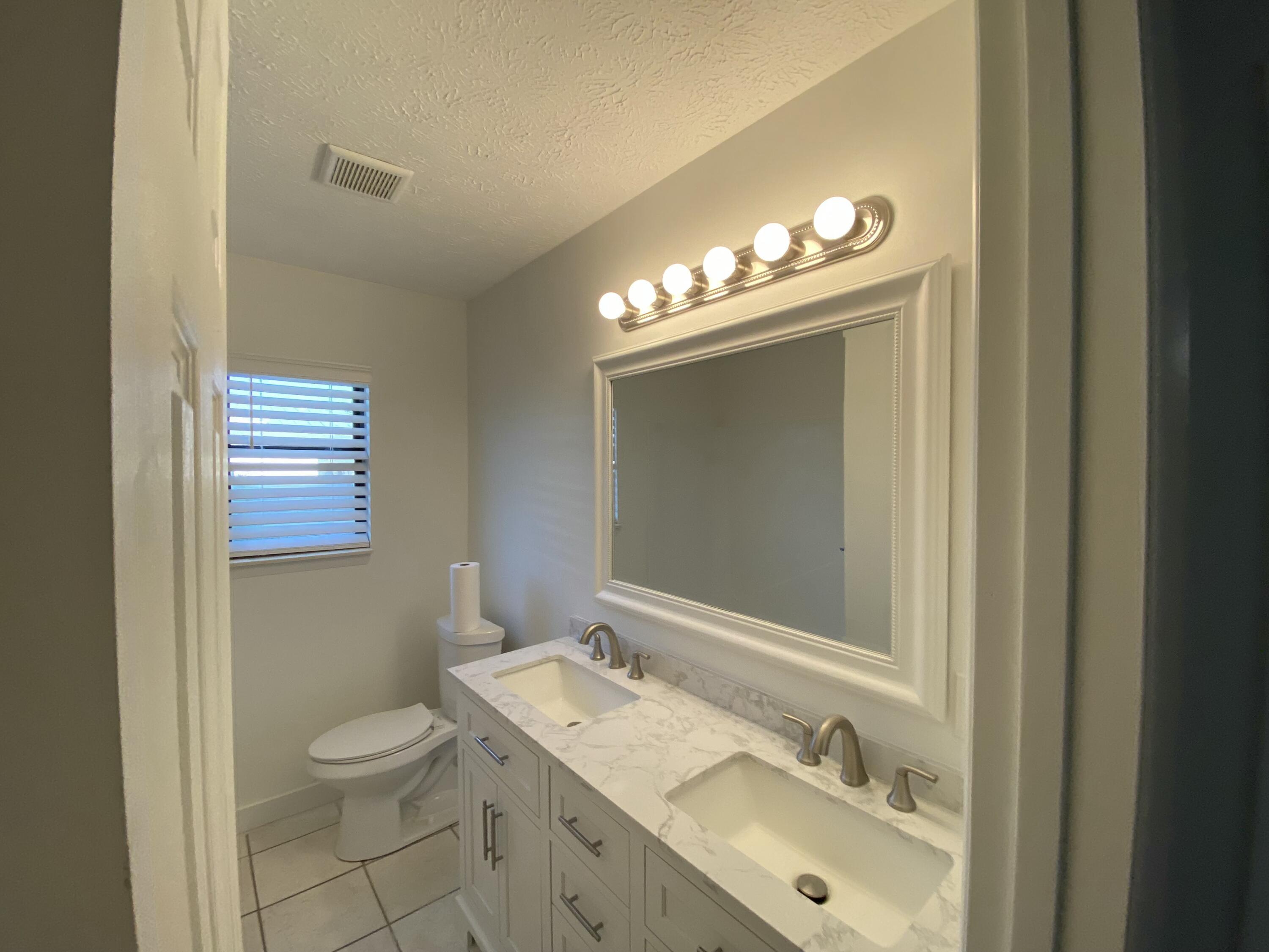 EL CENTRO BEACH - Residential Lease