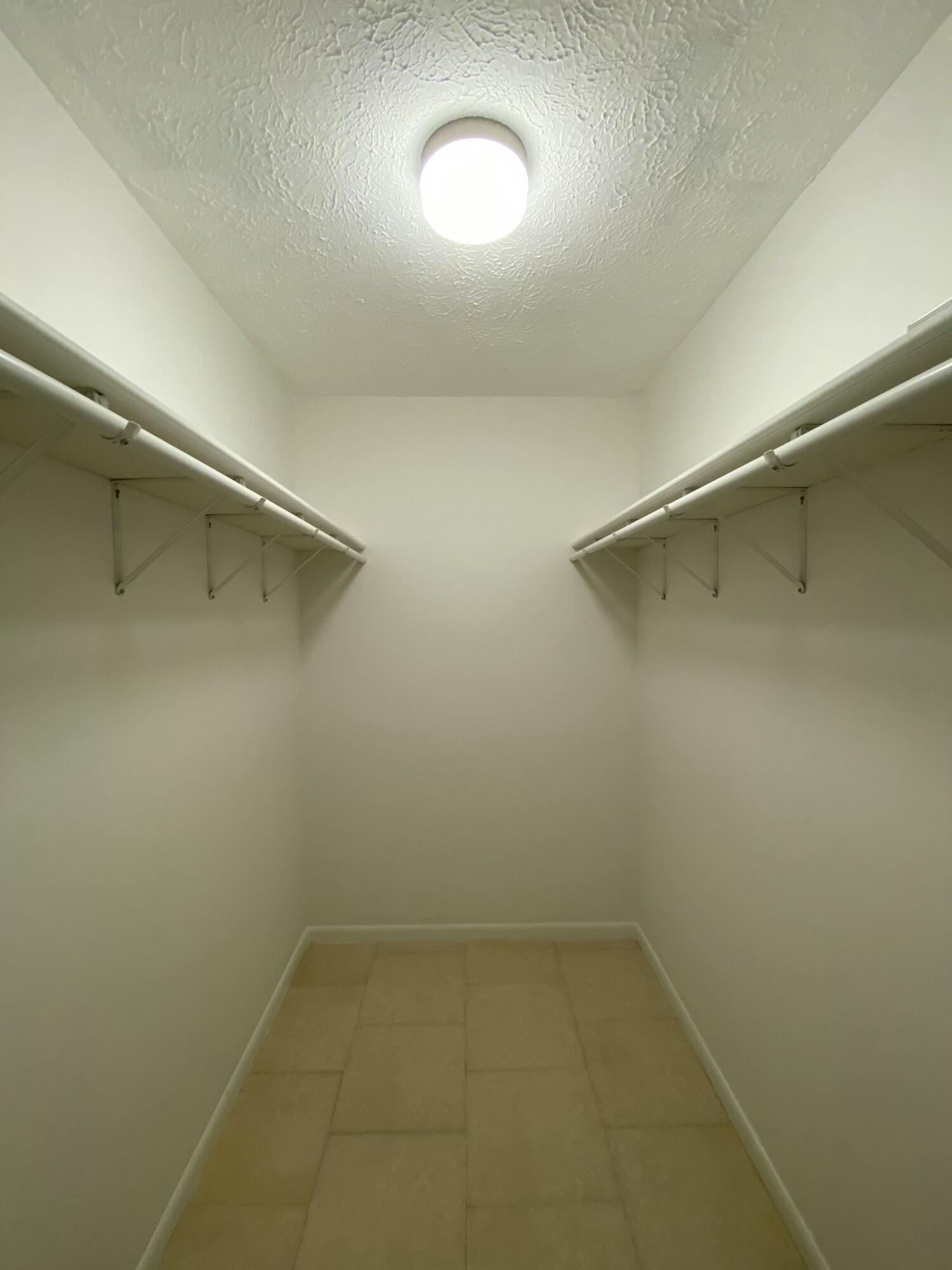 EL CENTRO BEACH - Residential Lease