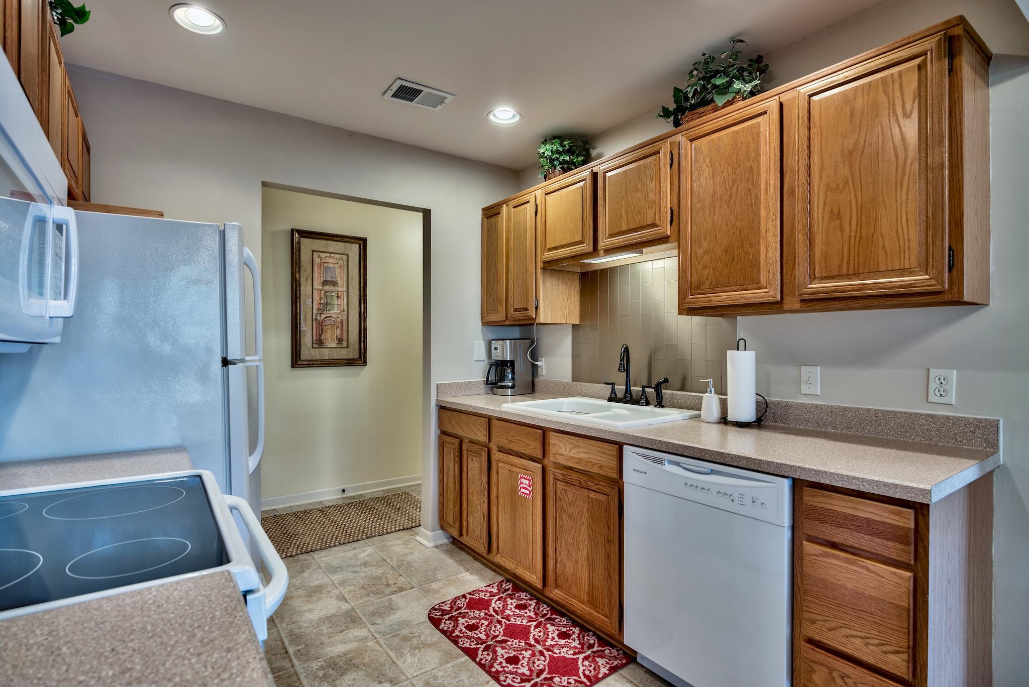 SEASCAPE CONDO GARDEN VILLA - Residential