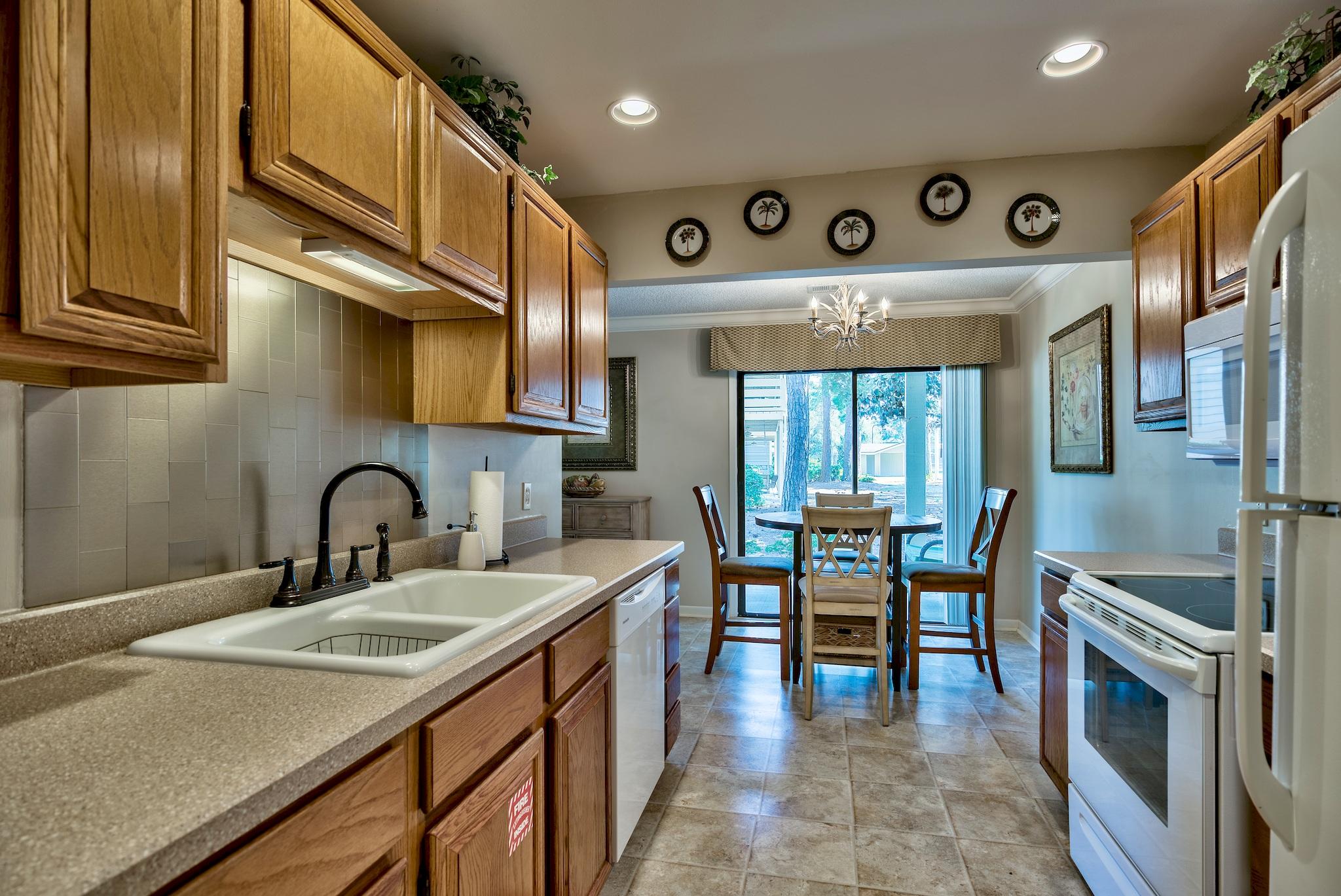 SEASCAPE CONDO GARDEN VILLA - Residential