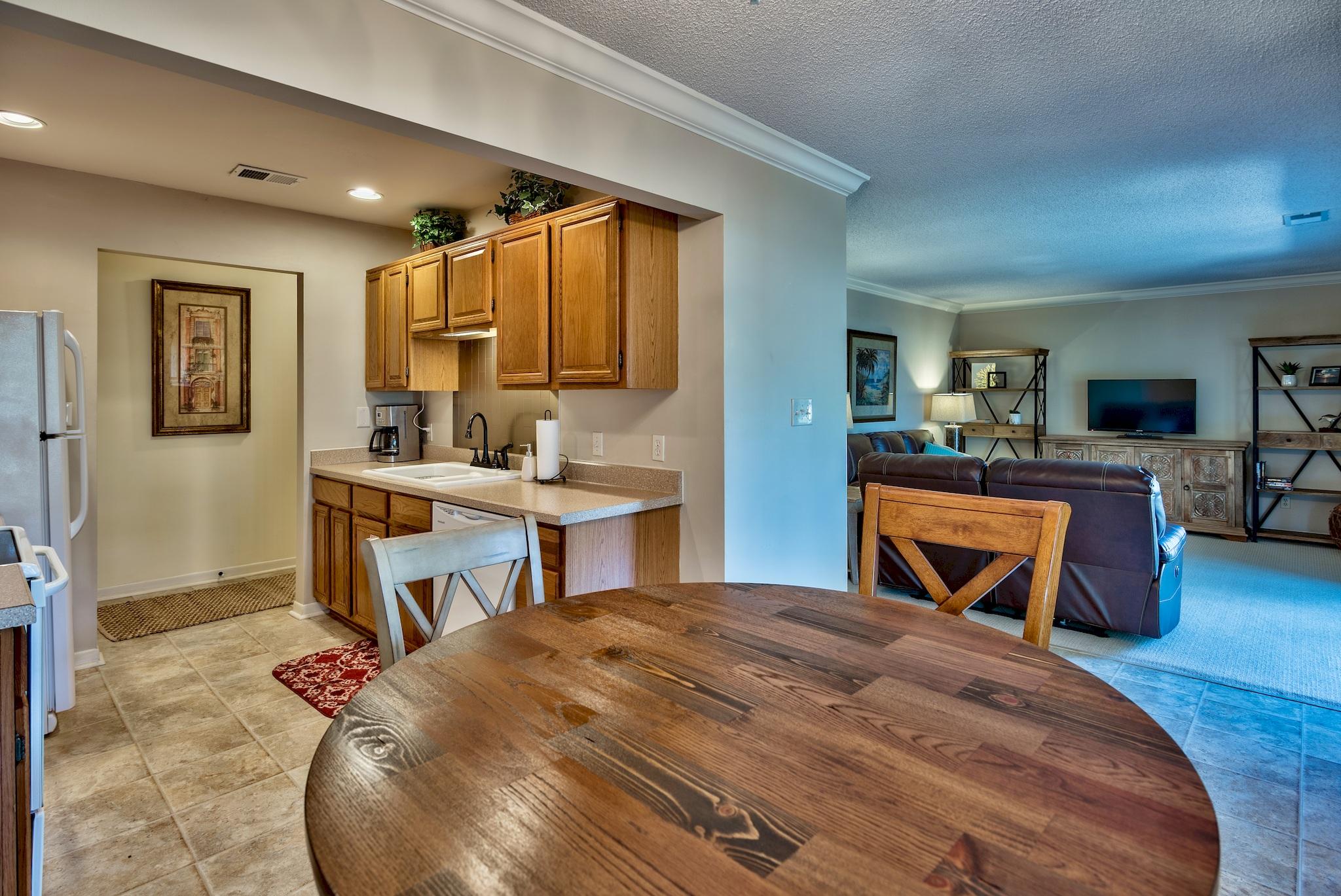 SEASCAPE CONDO GARDEN VILLA - Residential