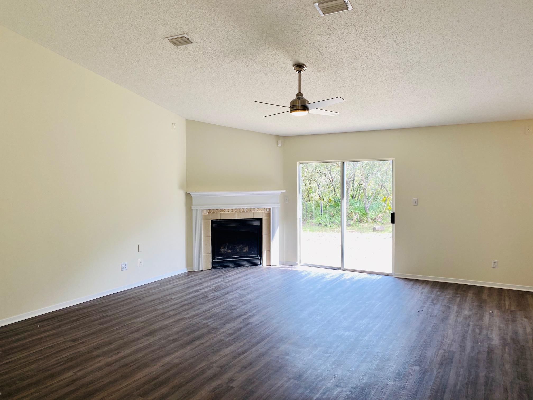 BAYOU POINT - Residential Lease