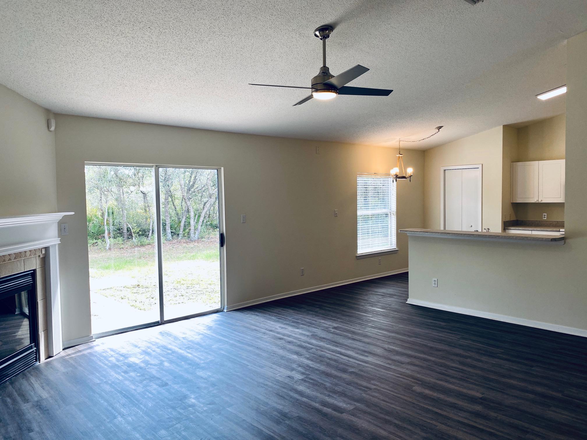 BAYOU POINT - Residential Lease