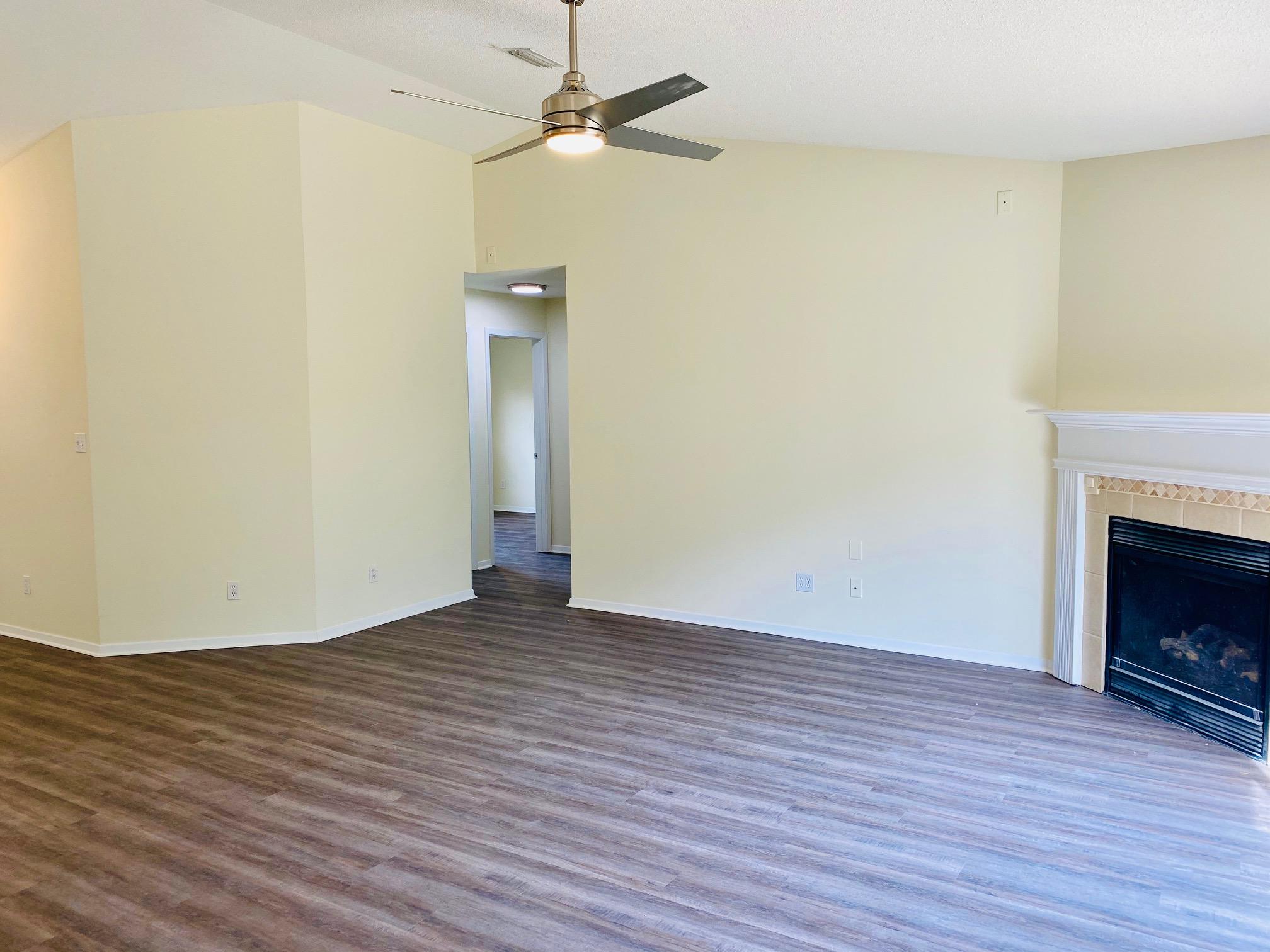 BAYOU POINT - Residential Lease