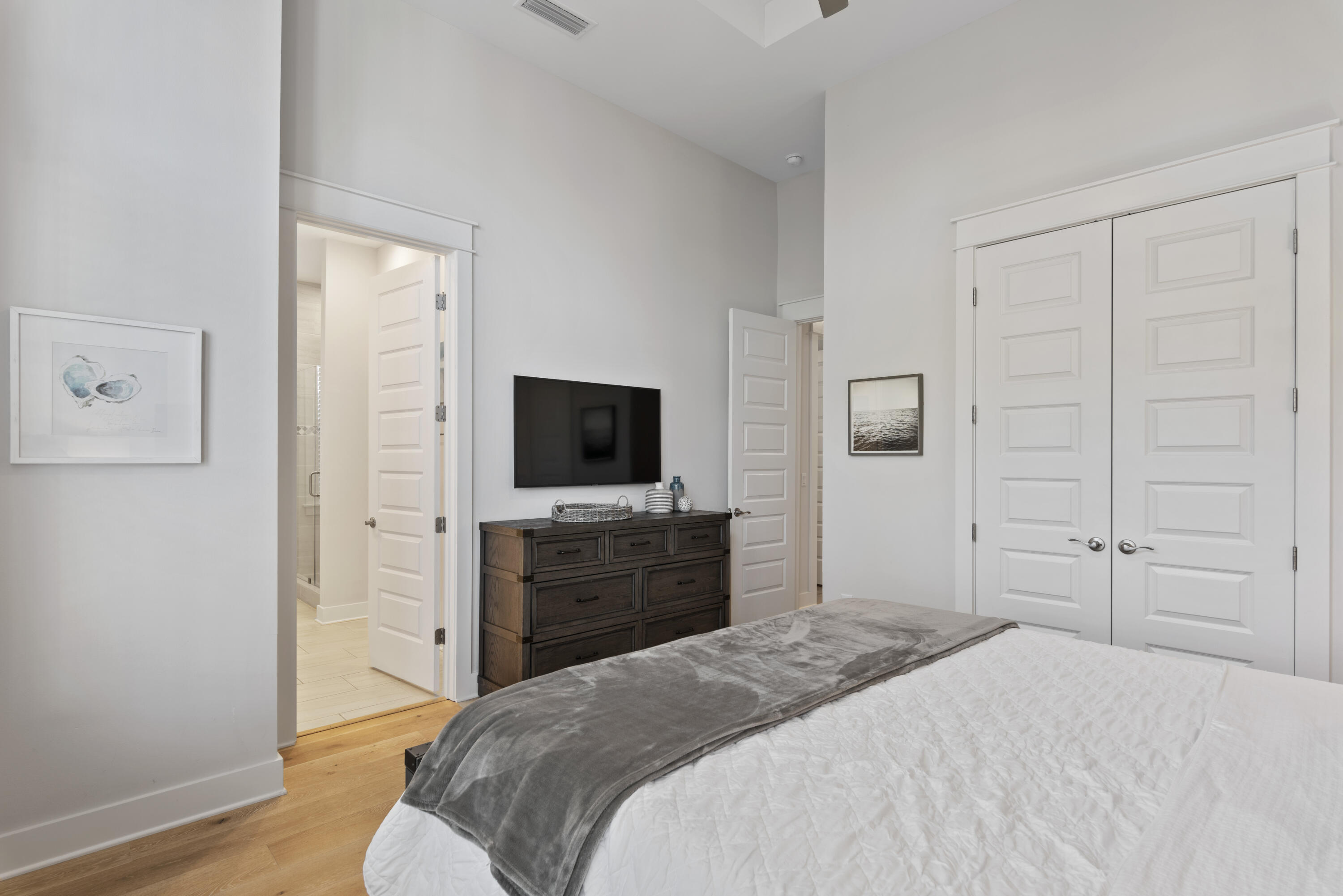 PROMINENCE NORTH - Residential