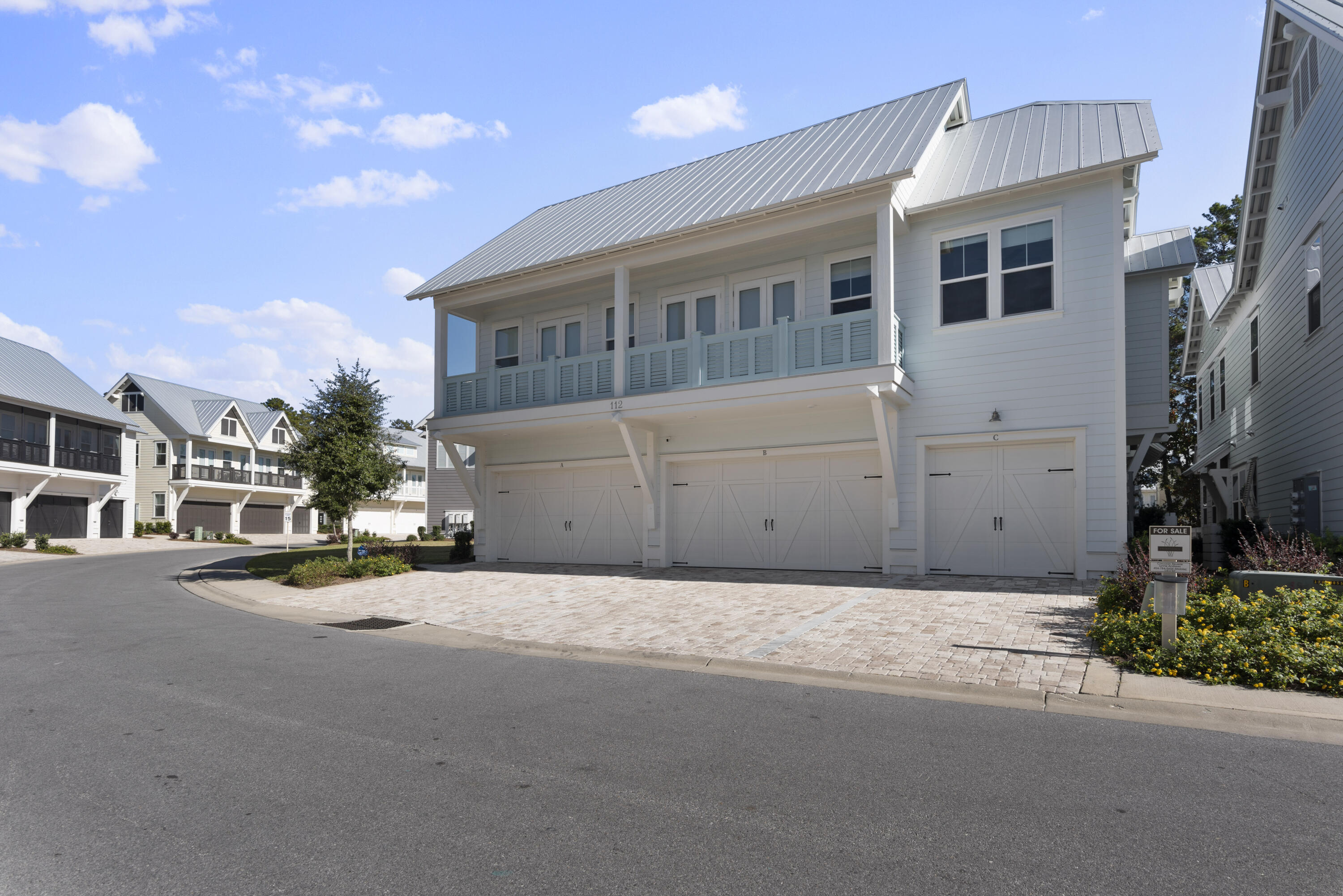 PROMINENCE NORTH - Residential