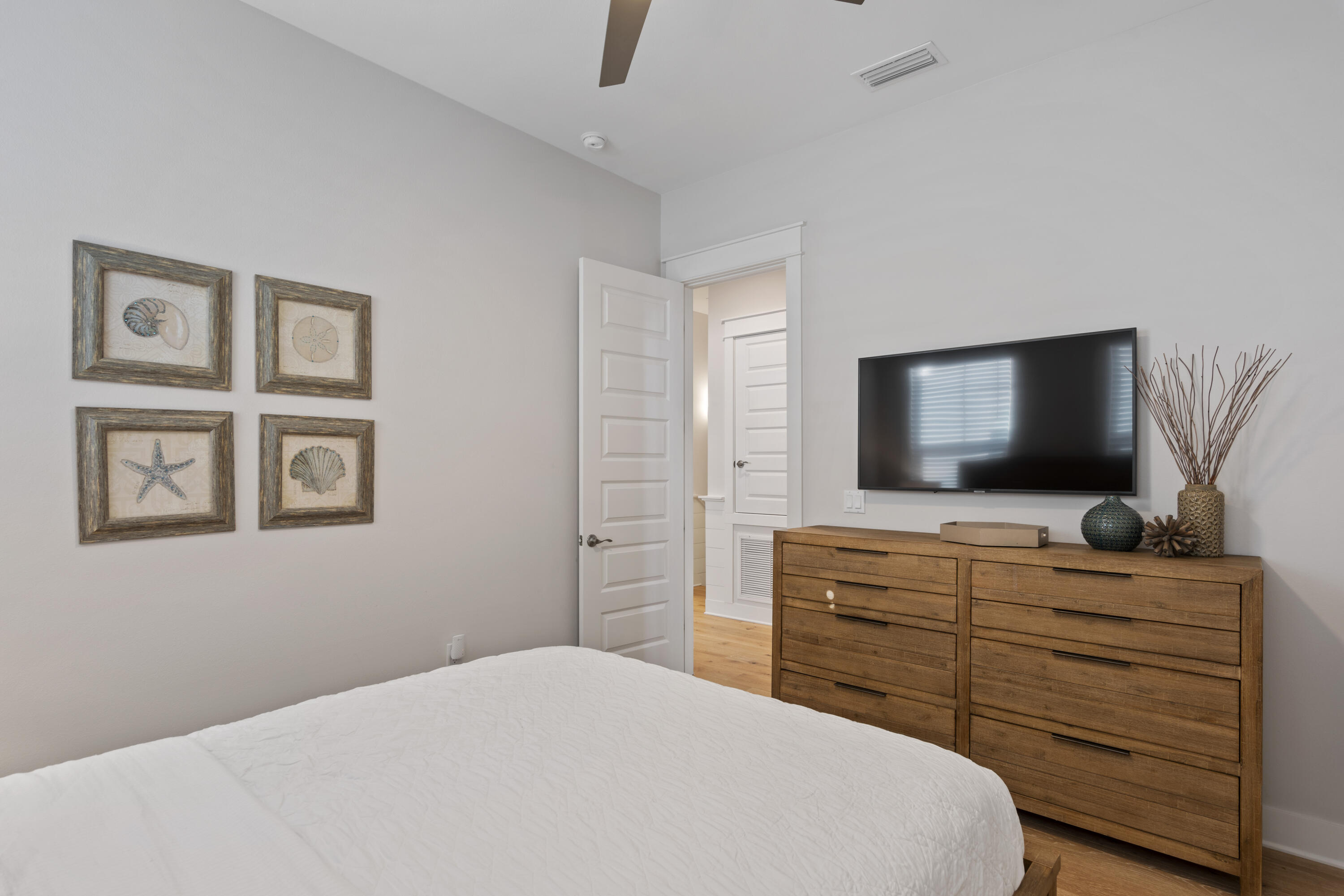 PROMINENCE NORTH - Residential