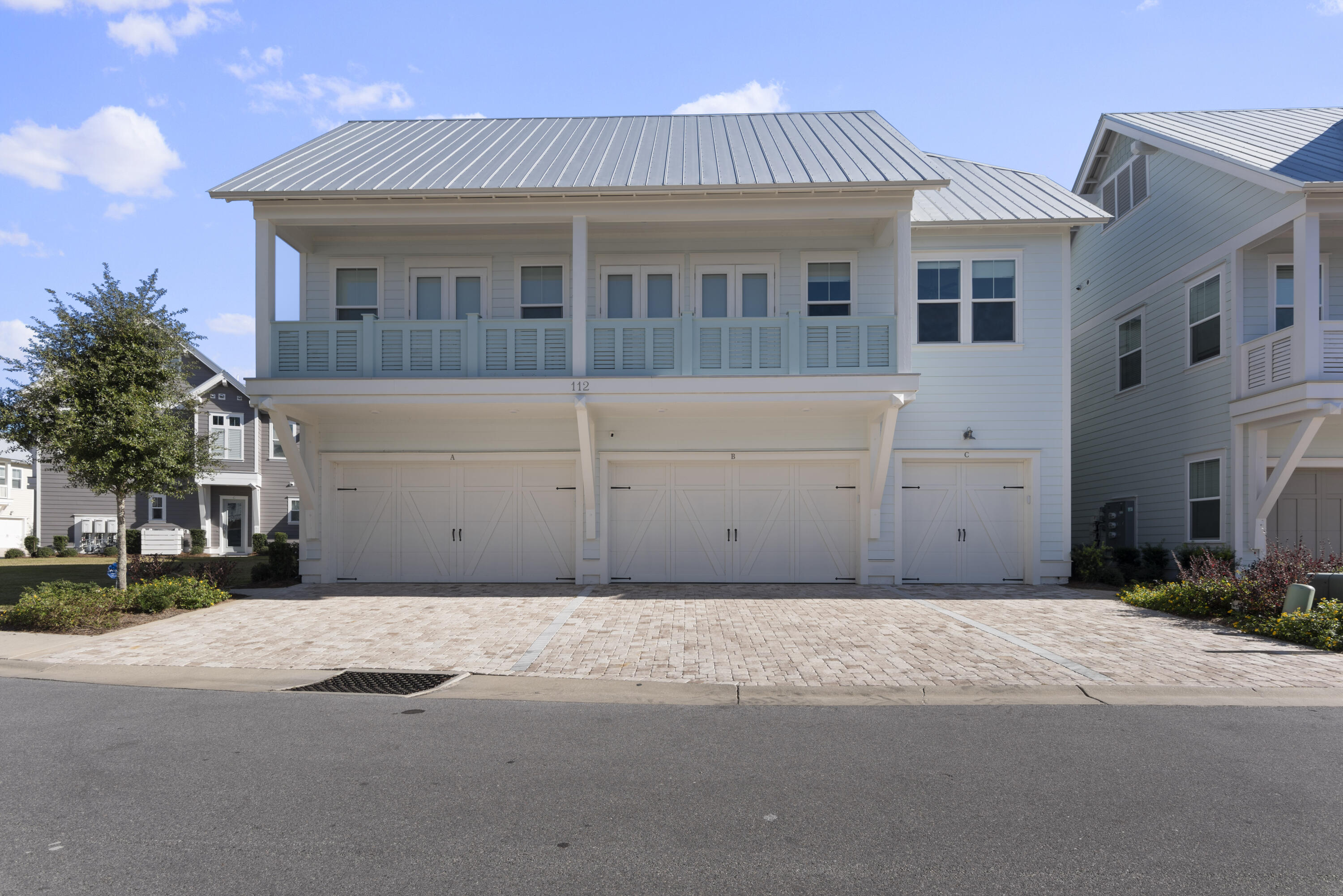 PROMINENCE NORTH - Residential