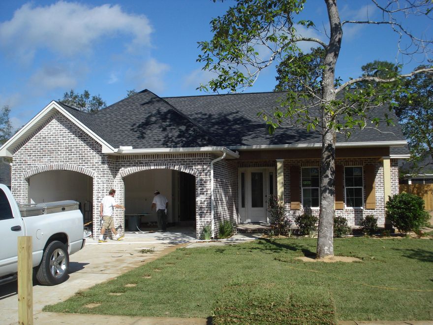 Stunning construction by premiere builder in our area. Includes 8' doorways, tile and wood flooring, stainless steel appliances, granite countertops. Full landscaping at builders discretion, and irrigation. Zoned for A+ schools and just a short drive to Eglin AFB or the beaches of Destin.