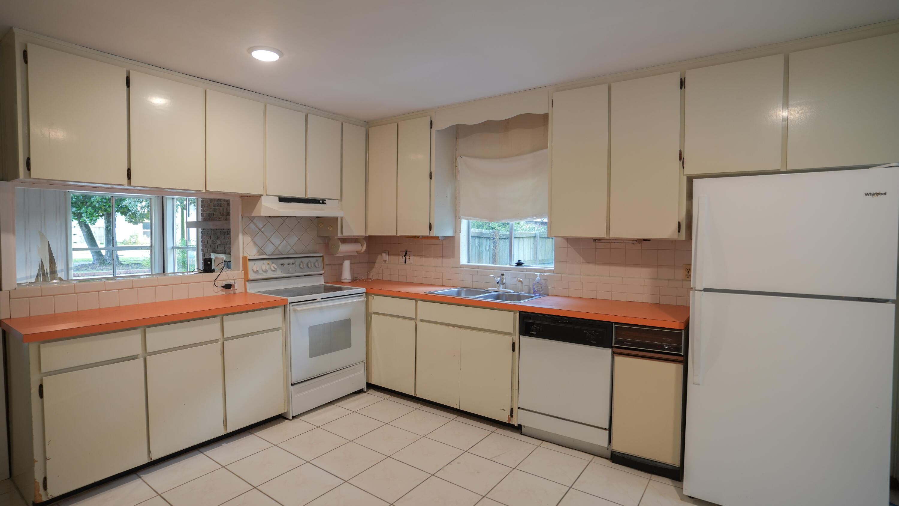 BAYOU PINES UNREC - Residential