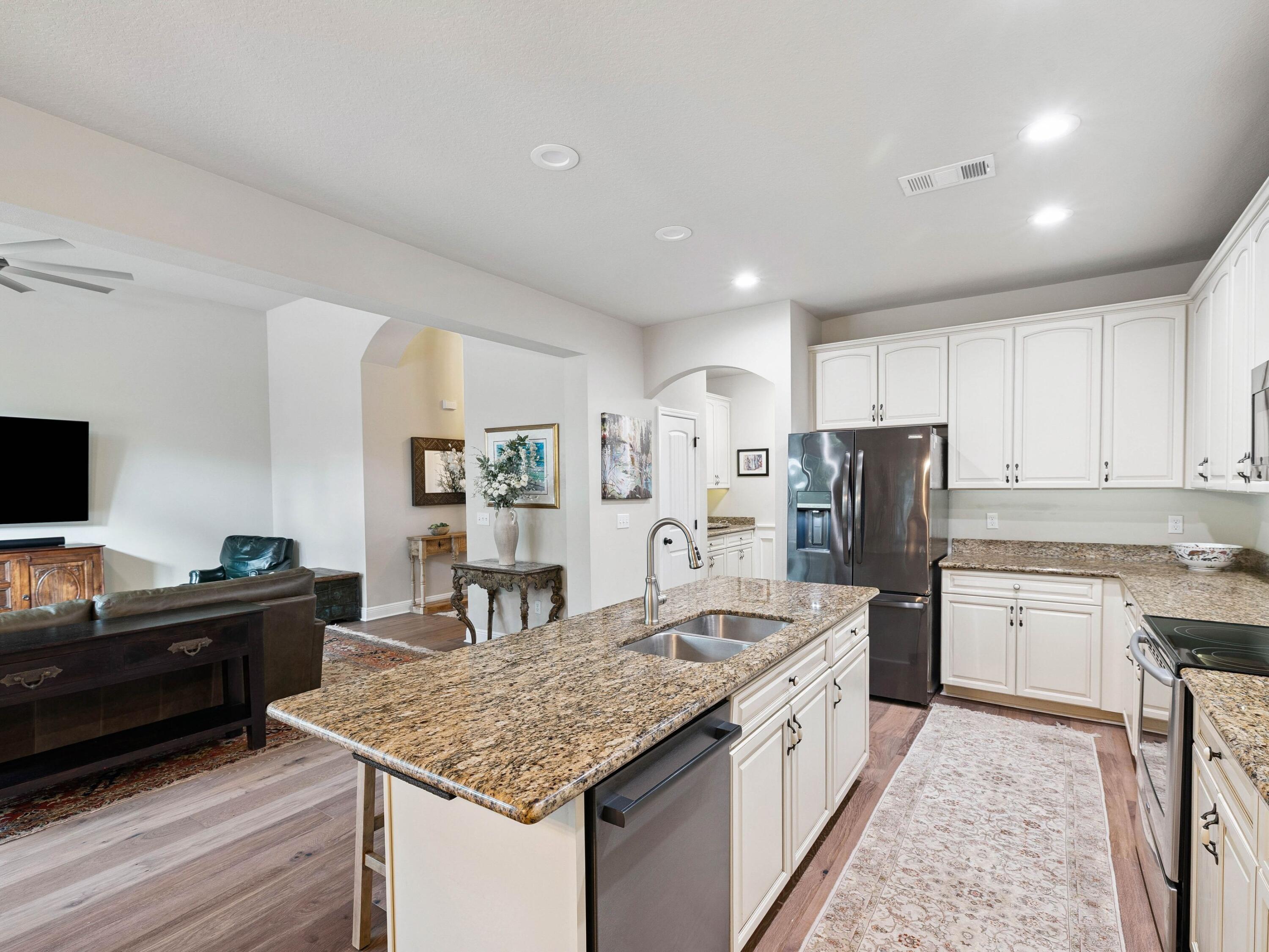 HAMMOCK BAY - Residential