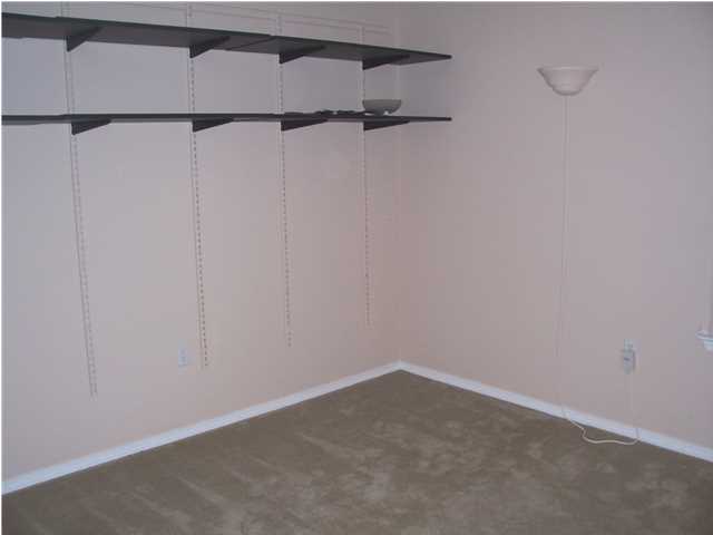 PARKWOOD COVE AT BLUEWATER BAY - Residential Lease