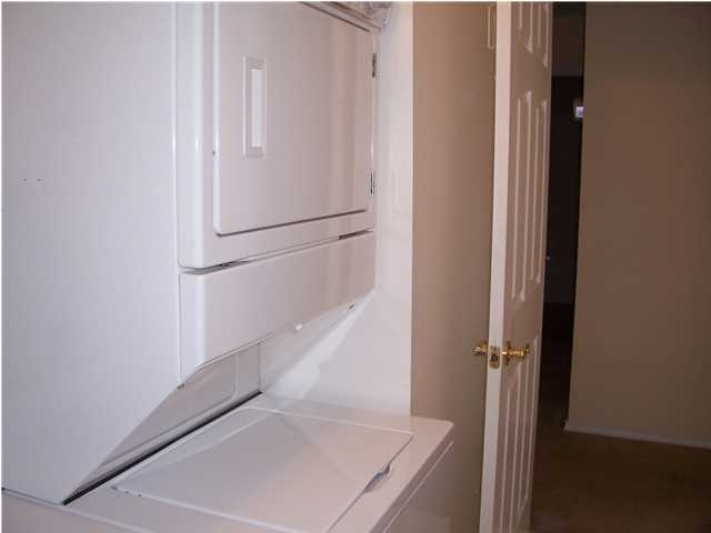 PARKWOOD COVE AT BLUEWATER BAY - Residential Lease