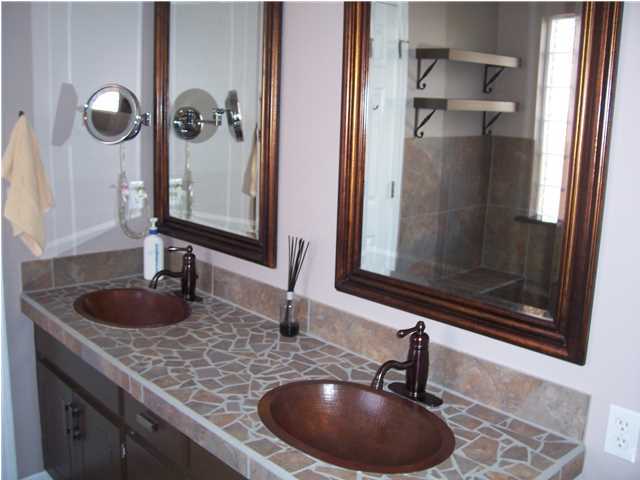 PARKWOOD COVE AT BLUEWATER BAY - Residential Lease