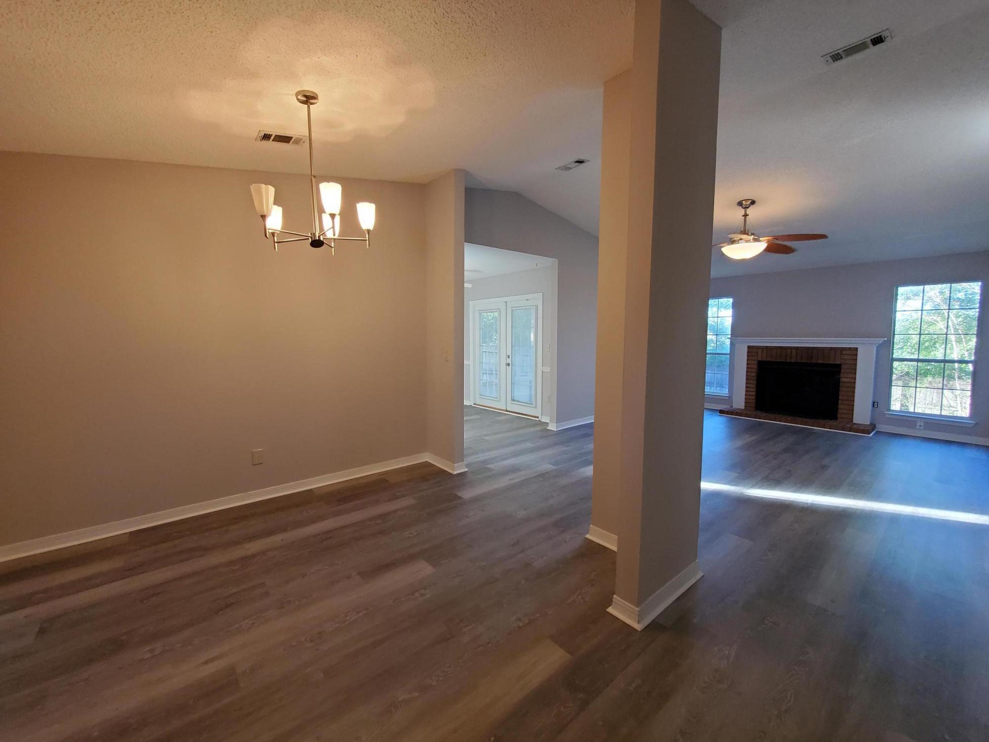 HOLLYROD PARK - Residential