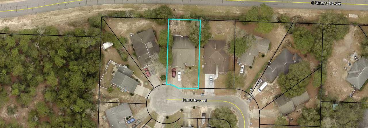 HOLLYROD PARK - Residential