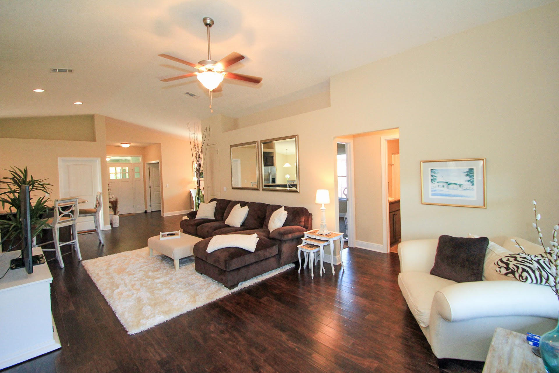 EAGLE BAY - Residential