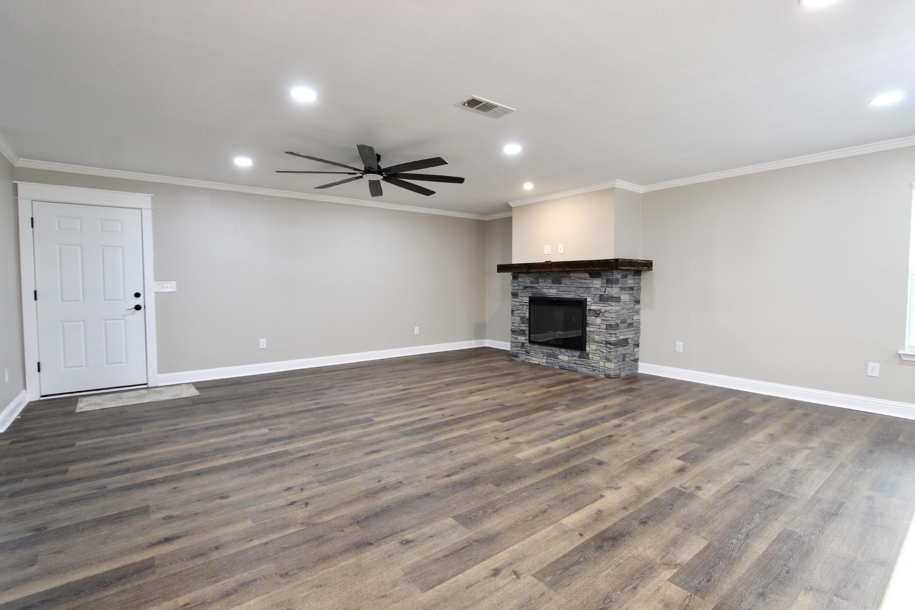 UNRECORDED SUBDIVISION - Residential Lease