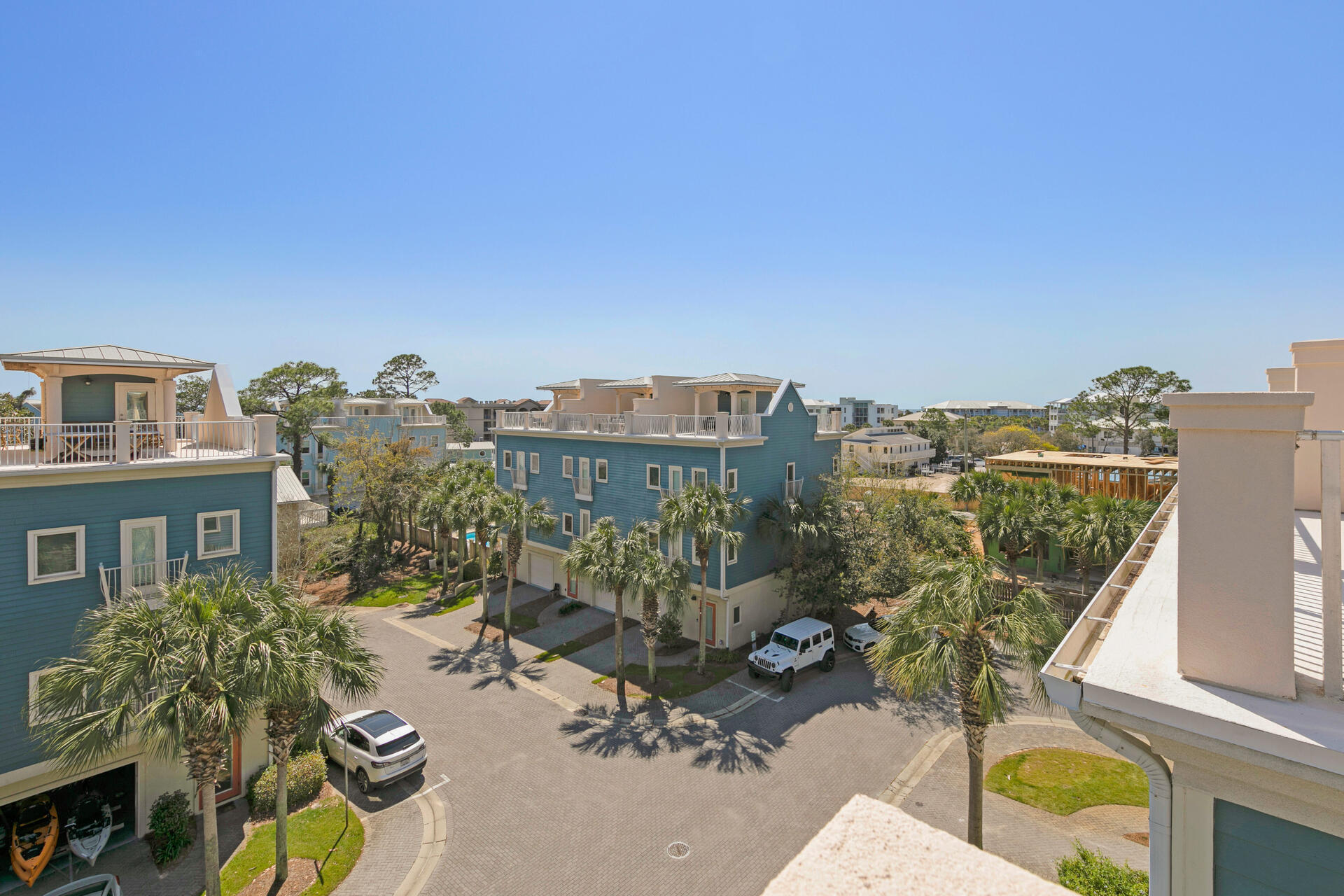 COASTAL DUNES - Residential