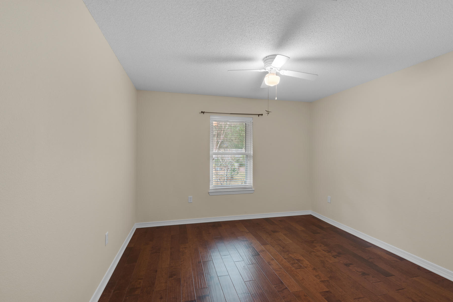 SOUTHWOODS - Residential