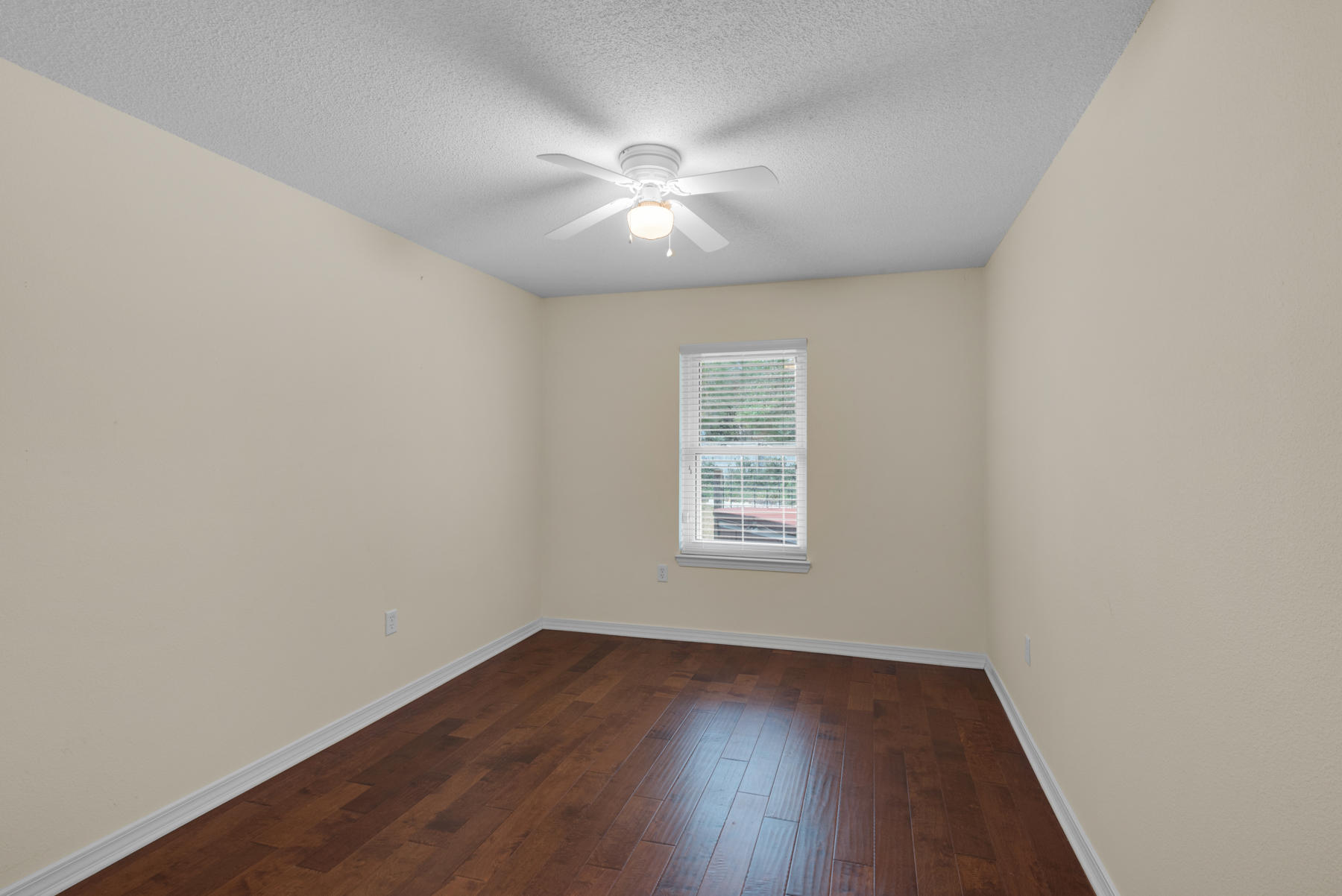 SOUTHWOODS - Residential