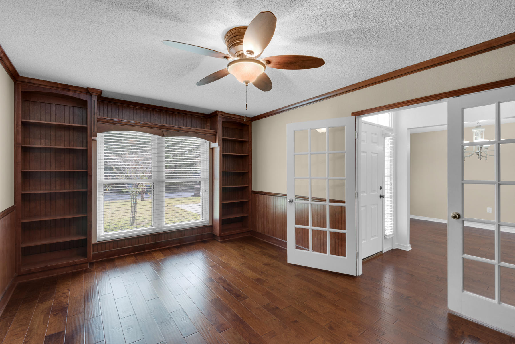 SOUTHWOODS - Residential