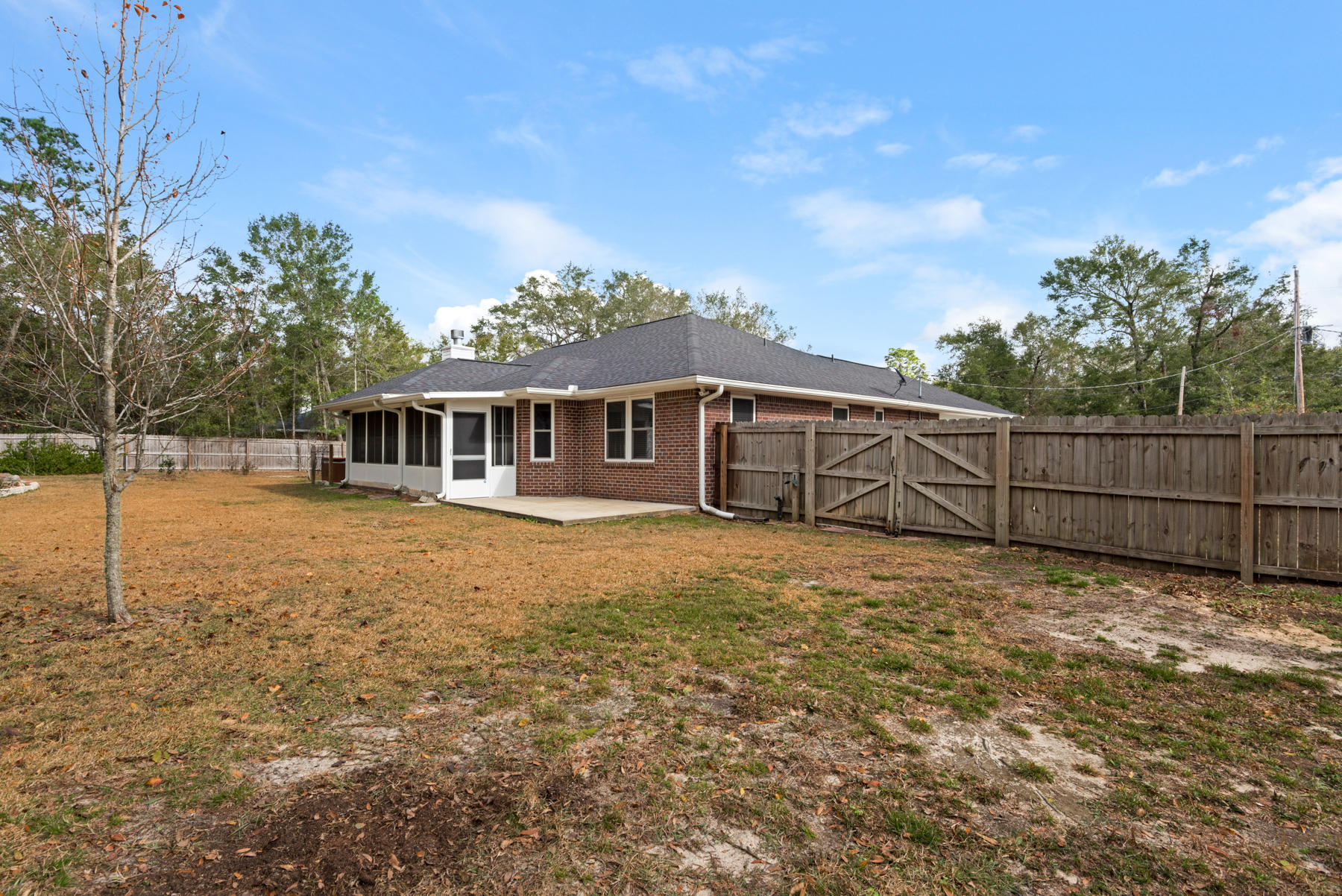 SOUTHWOODS - Residential