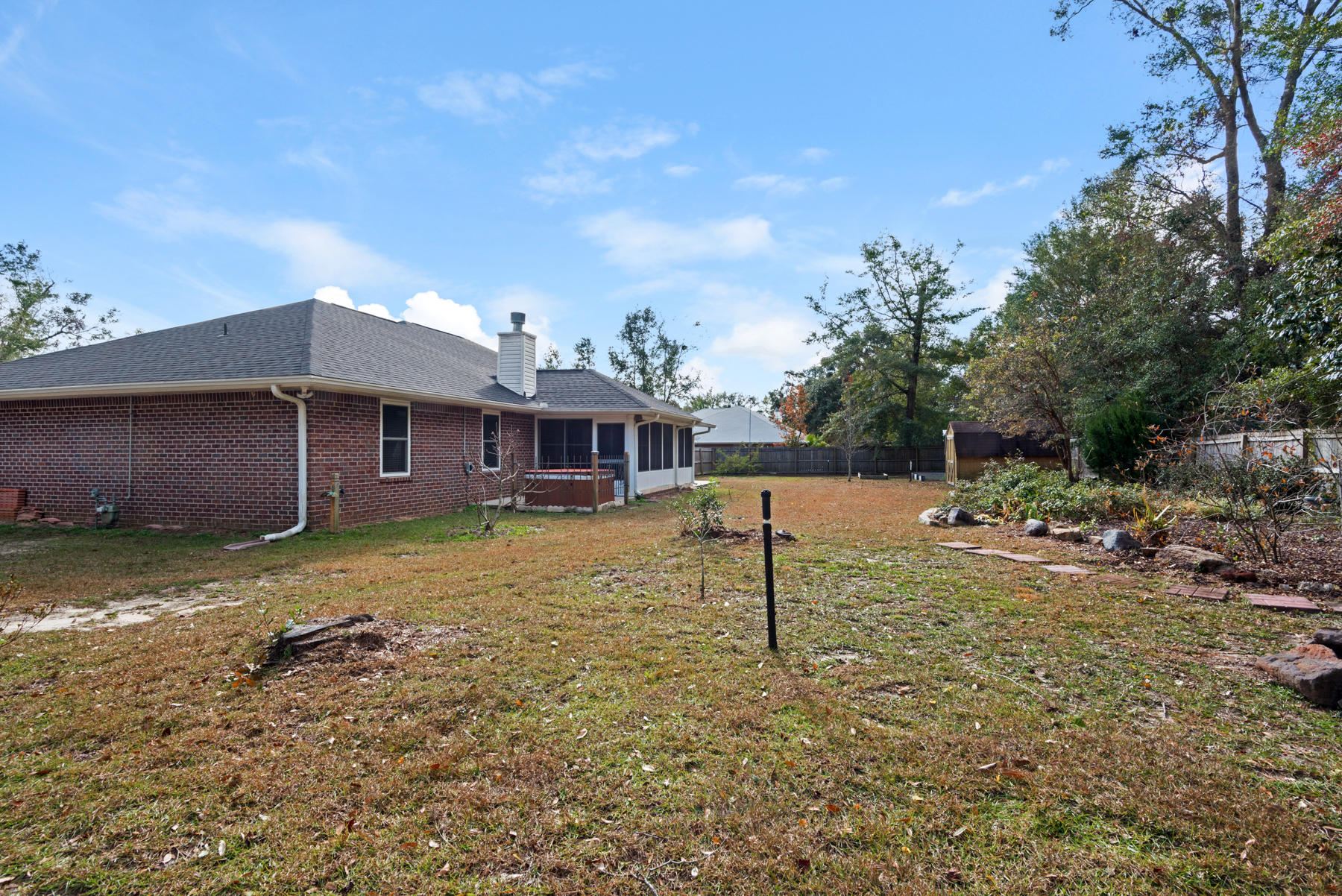 SOUTHWOODS - Residential